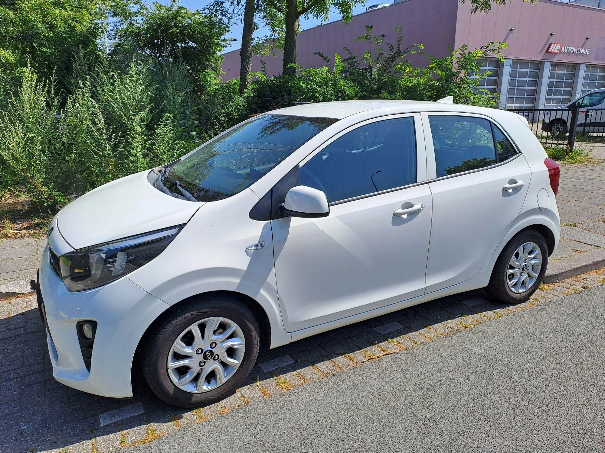 Kia-Picanto-image-3
