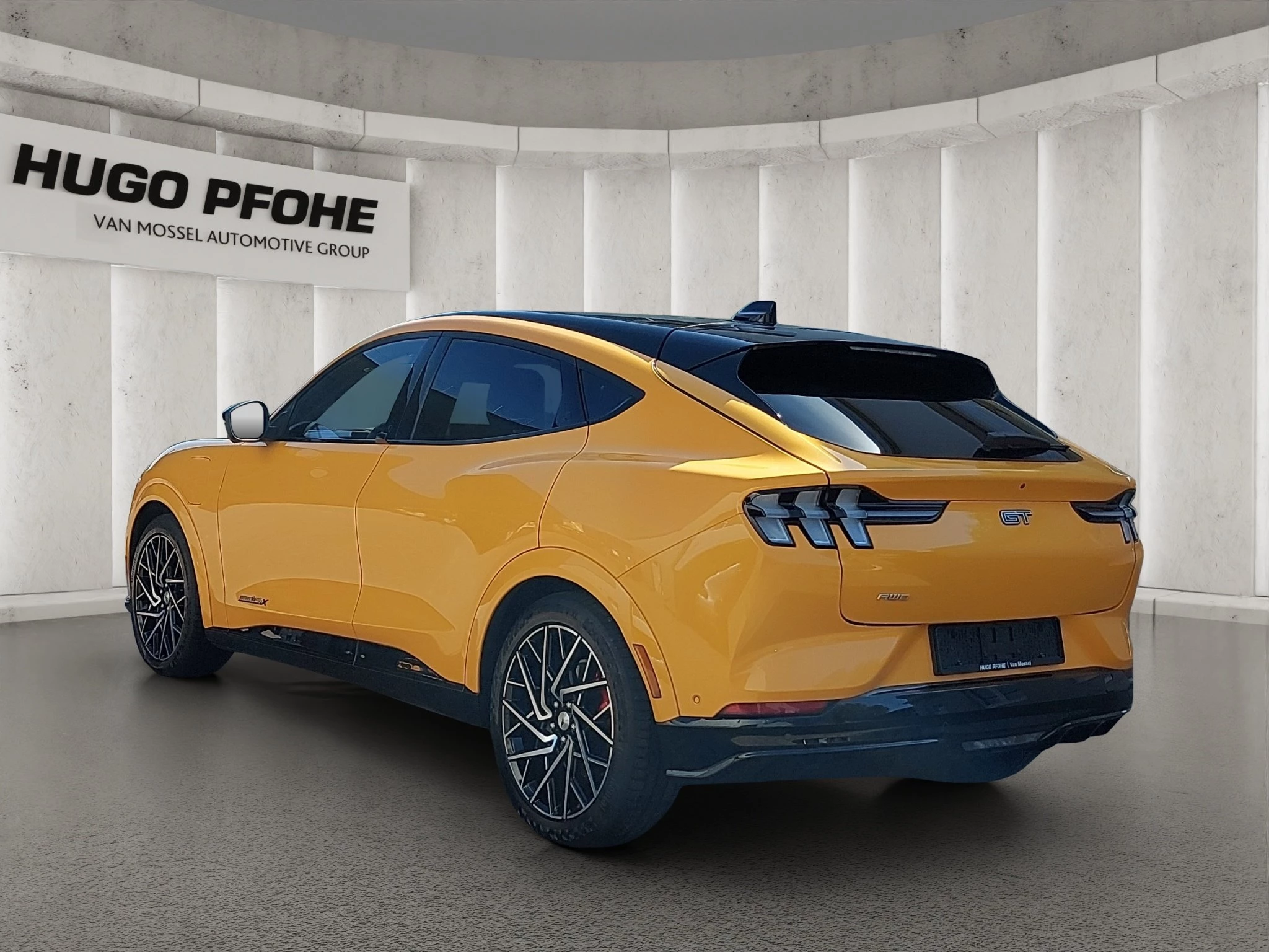 Ford Mustang Mach-E GT AWD /AHK / 7. Jahre Garantie /Winterräder