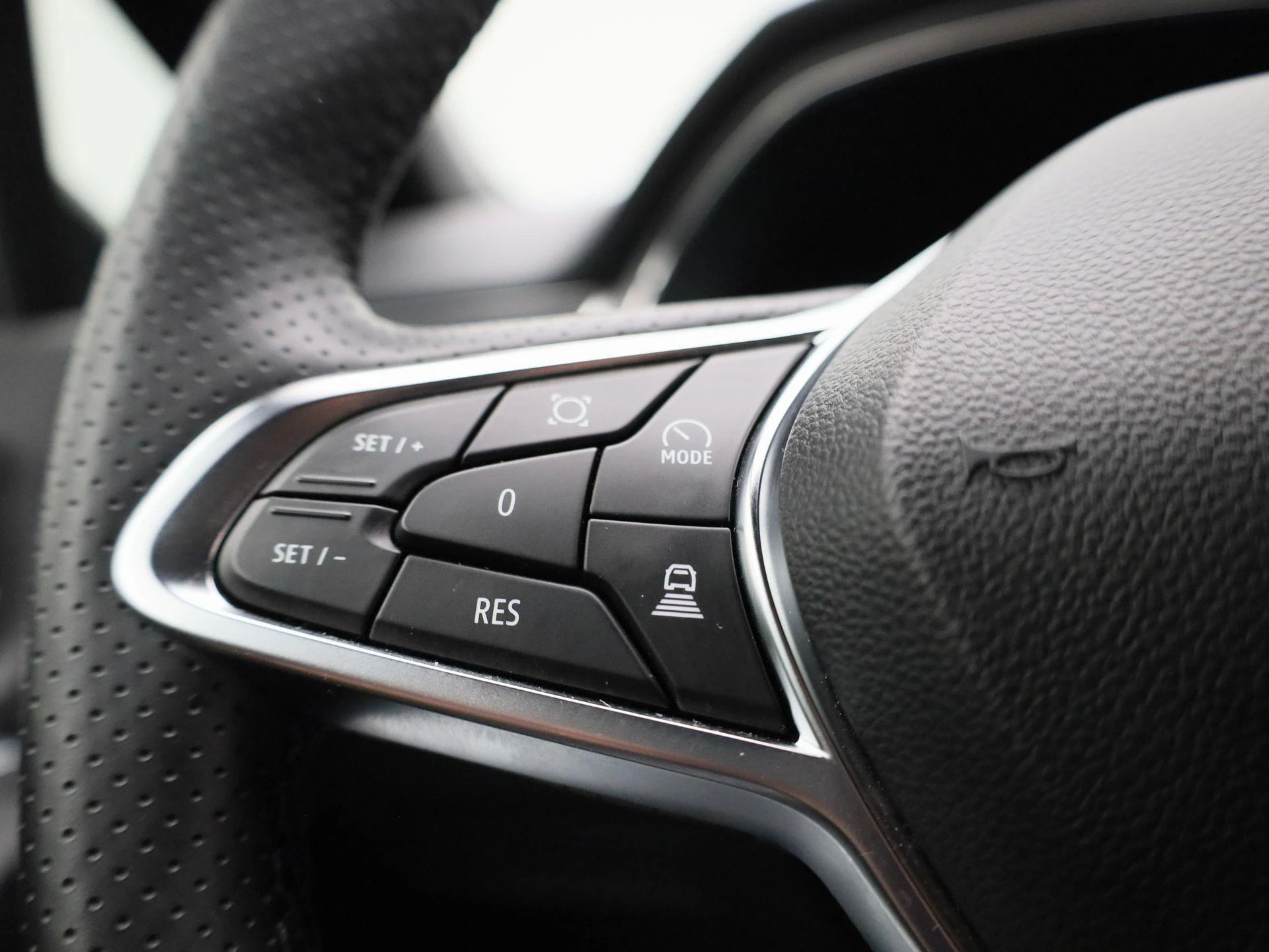 Renault-Captur-image-16