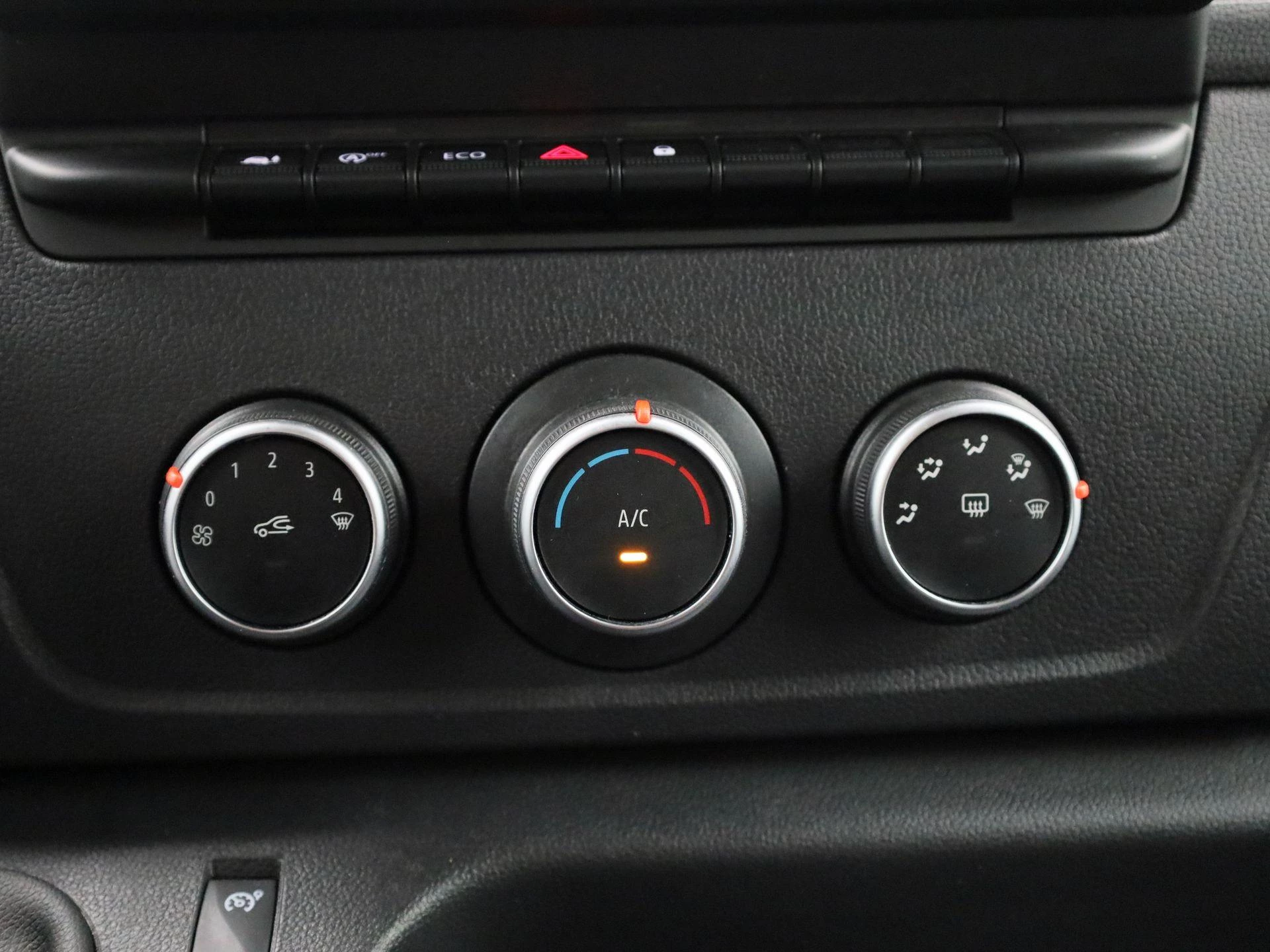 Renault-Master-image-21