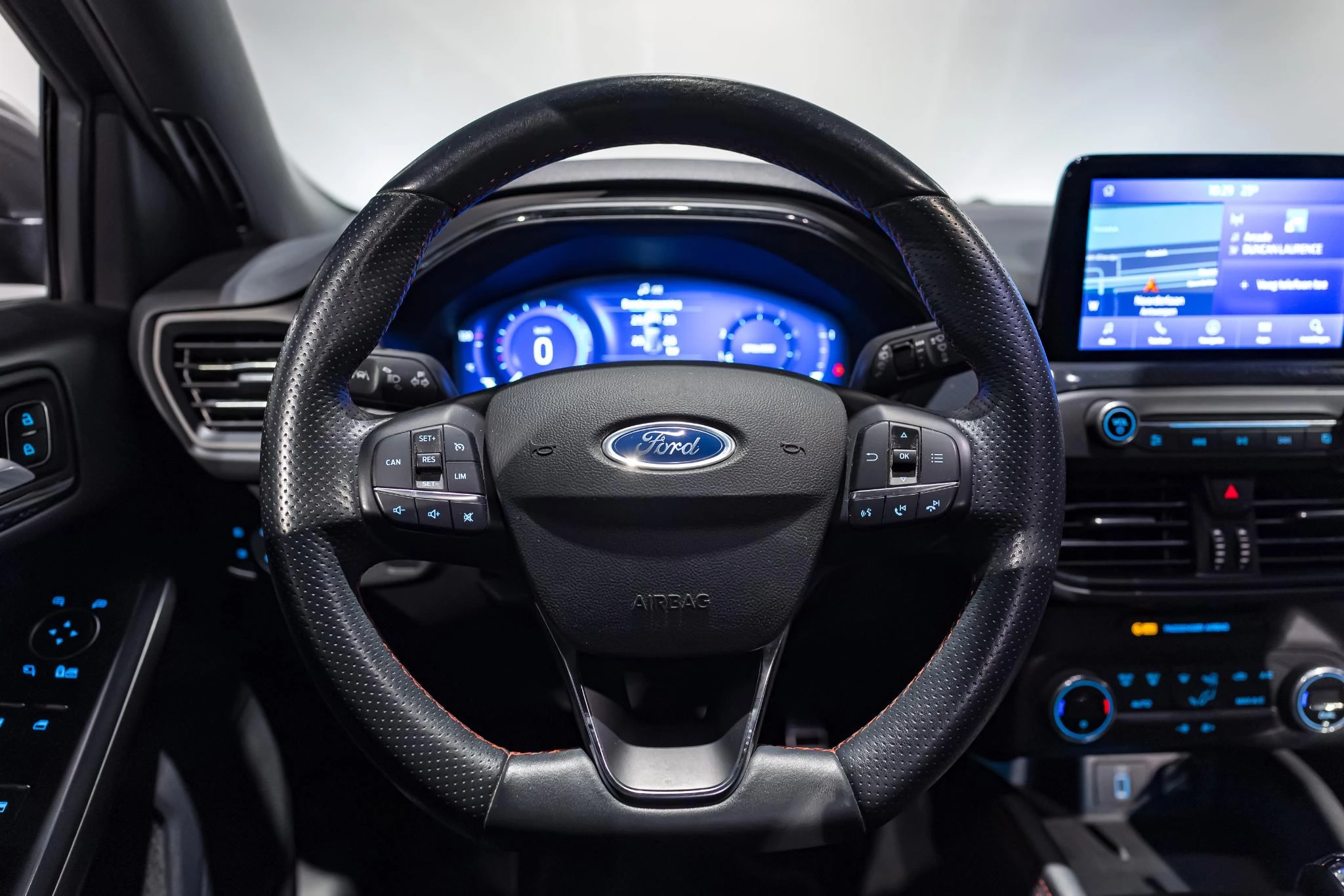 Ford Focus Wagon 1.0i EcoBoost MHEV 92kW ST-Line X