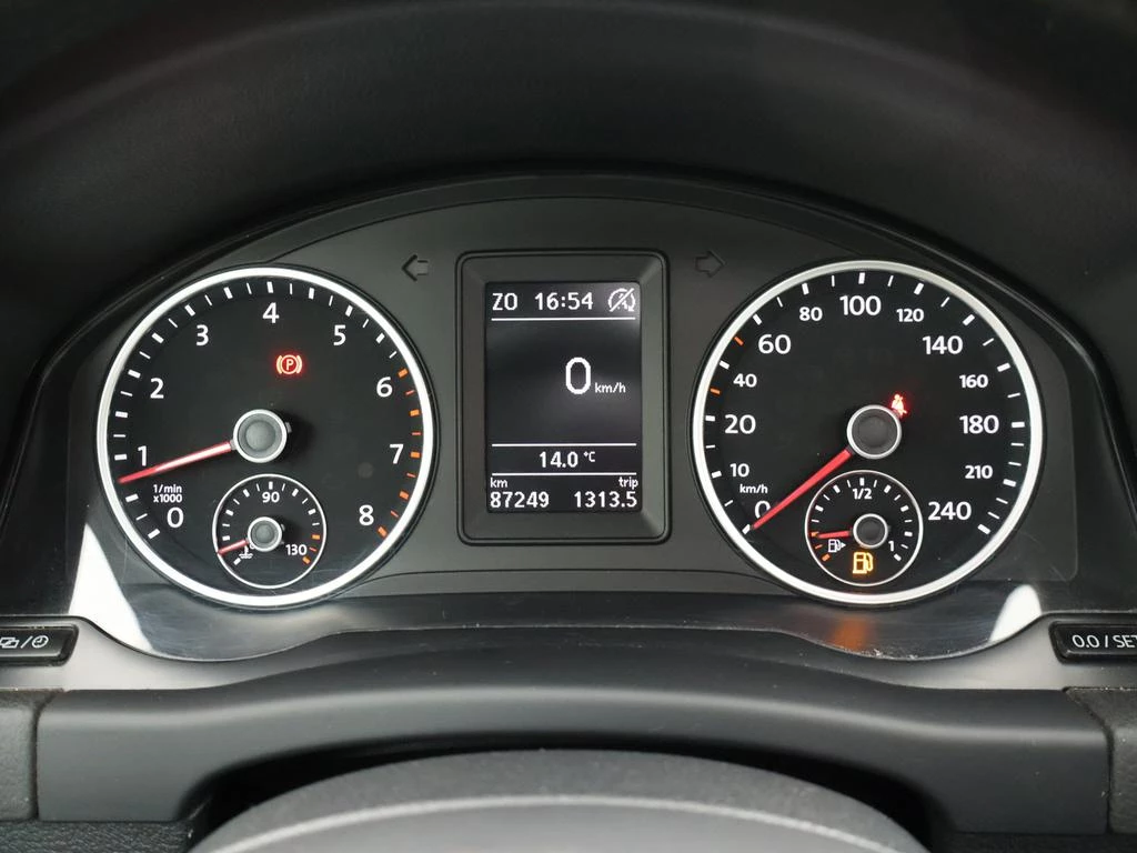 Volkswagen Tiguan Tiguan Trend & Fun 1.4TSI BlueMotion 125PK *PANODAK*PDC*BLTH*DAB RADIO*AIRCO AUTOMATISCH*...*