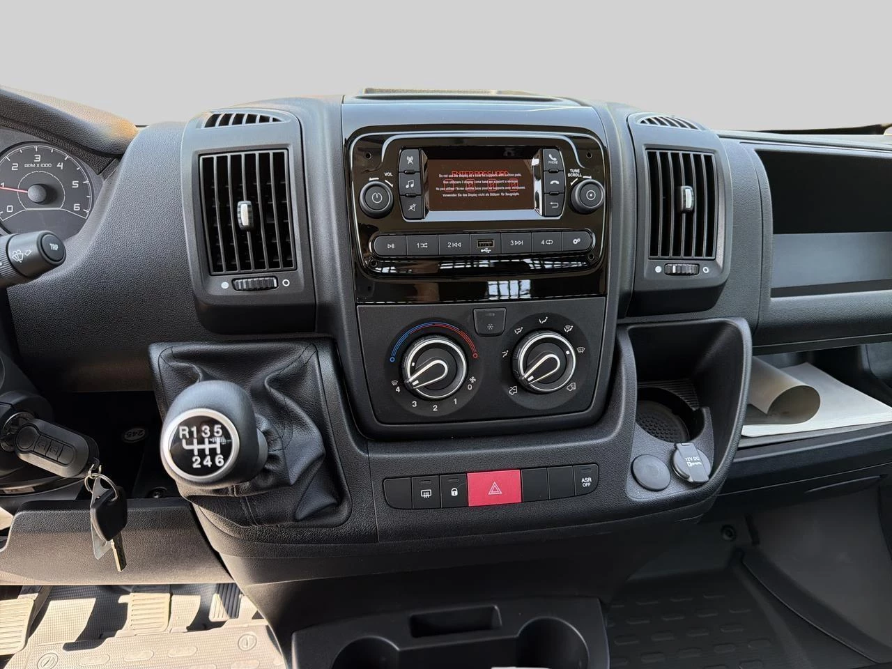 Opel Movano 3500 2.2 L Turbo D 103kW L2 Light
