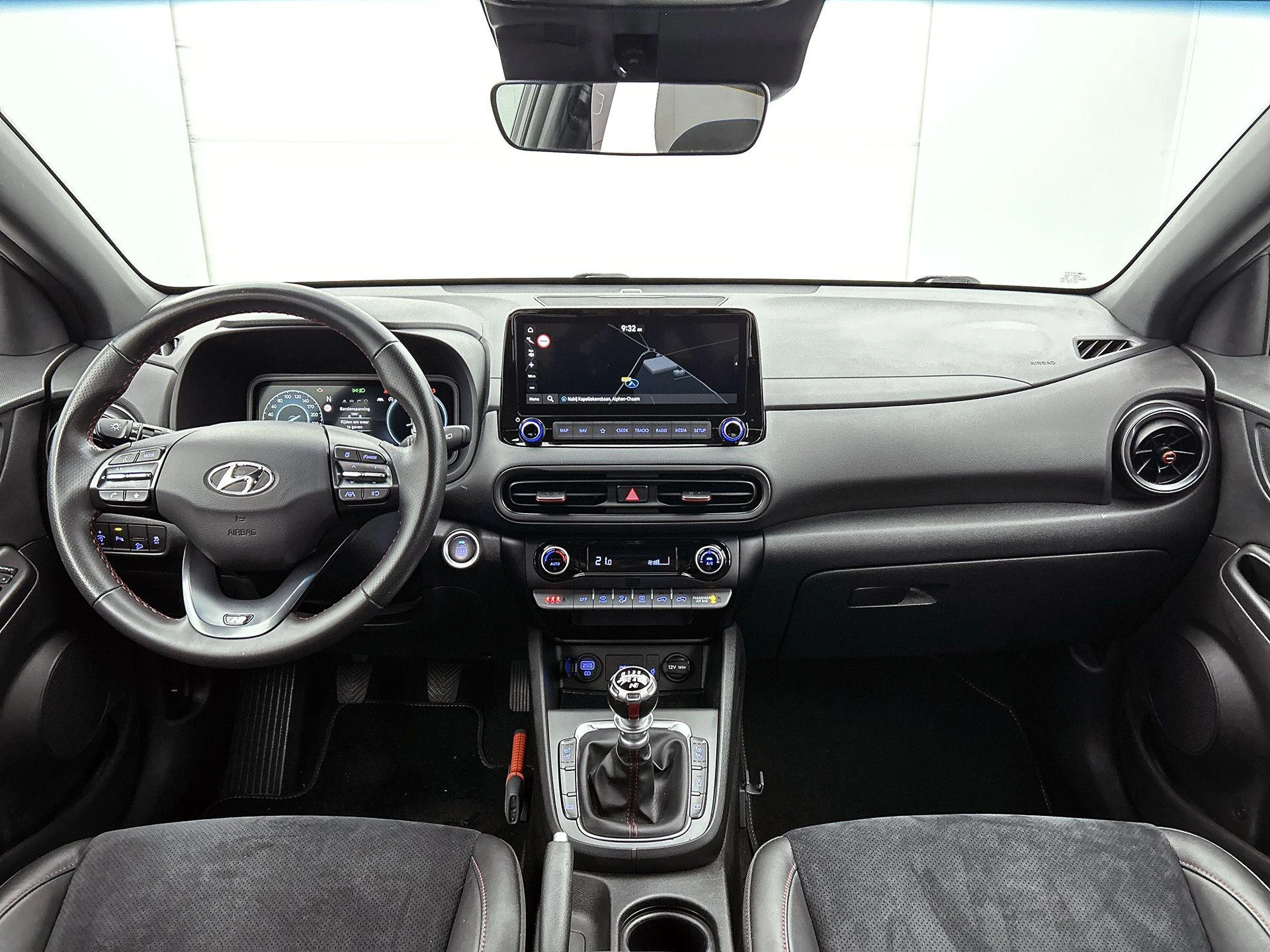 Hyundai-Kona-image-18