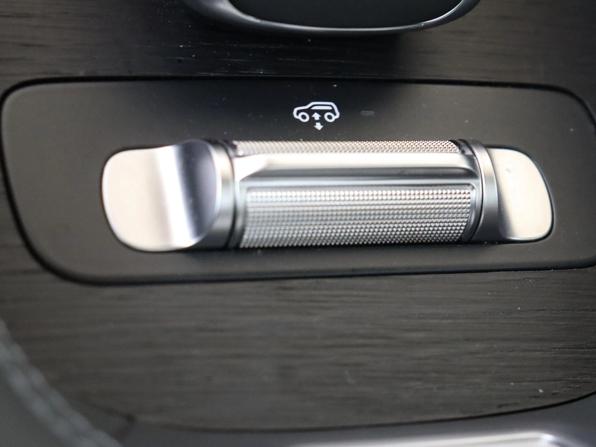 Mercedes-Benz-GLE-image-32