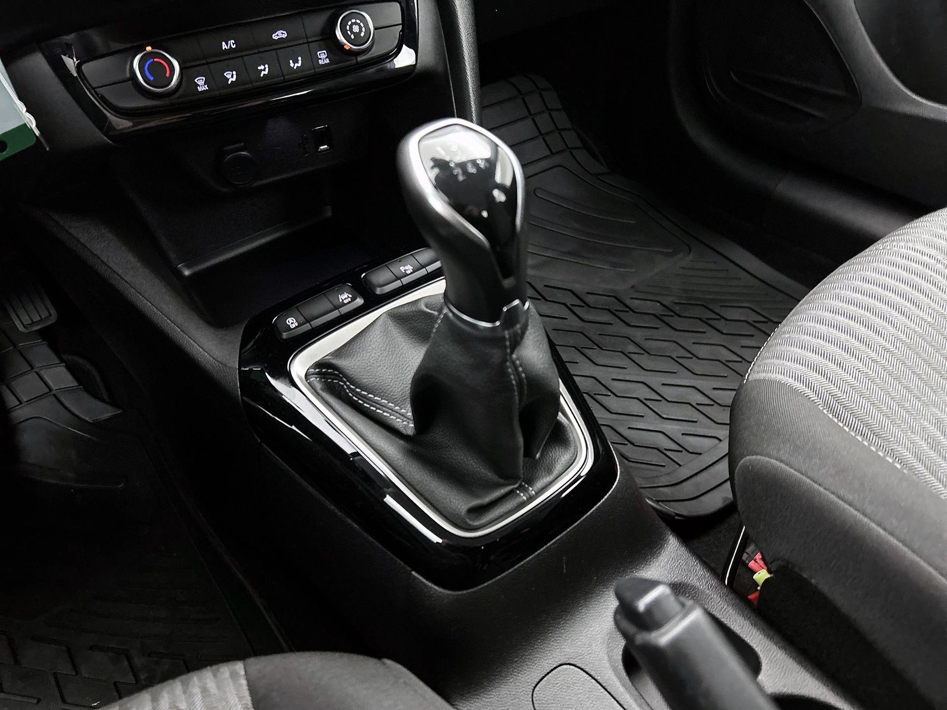 Opel-Corsa-image-27