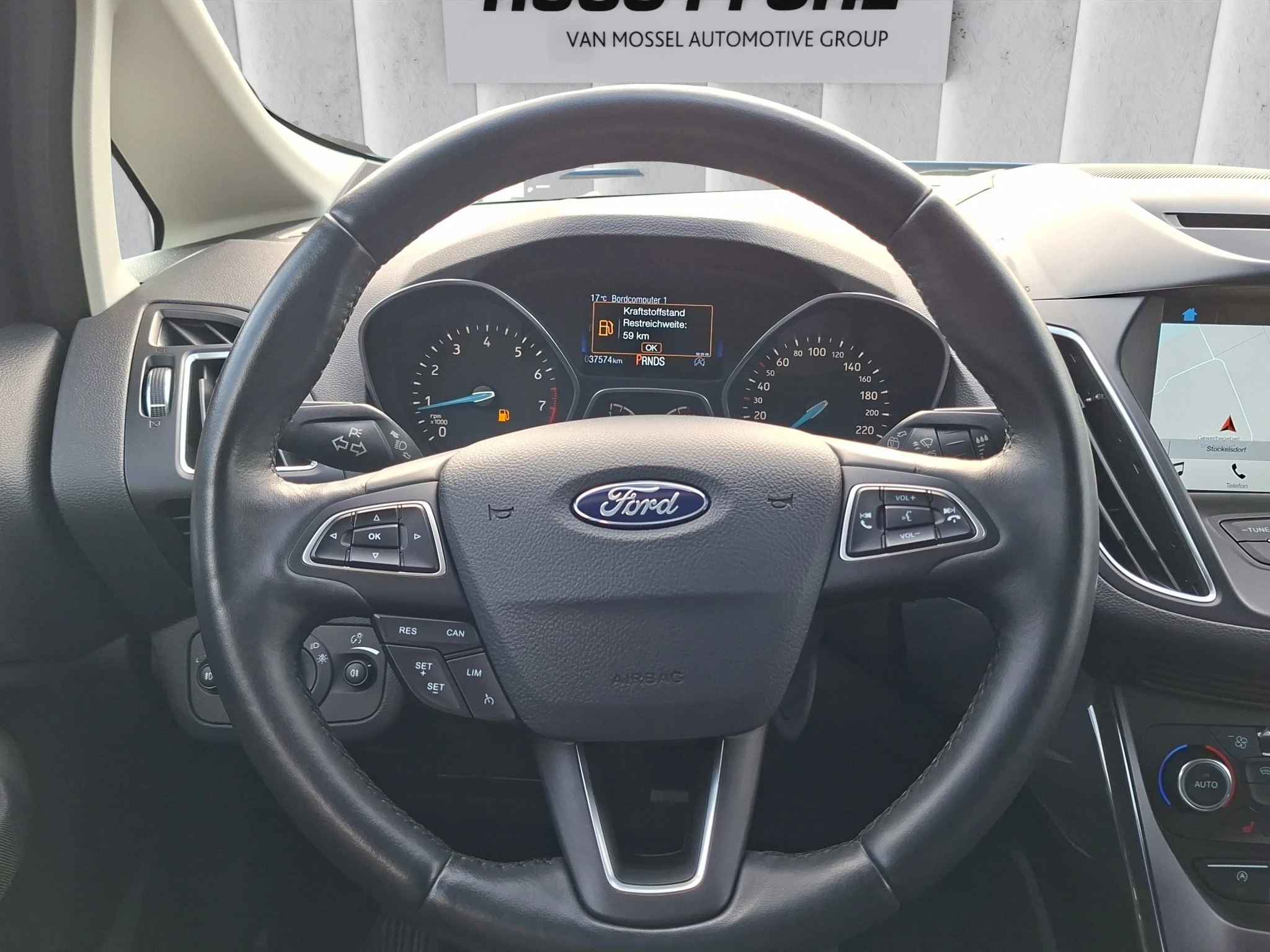Ford-Grand C-Max-image-12