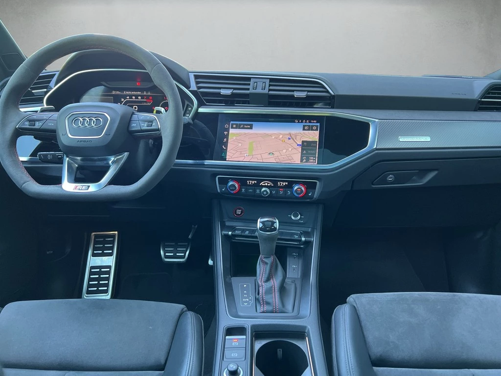 Audi RSQ3 2.5 TFSI quattro S tronic *Navi*Pano*AHK*