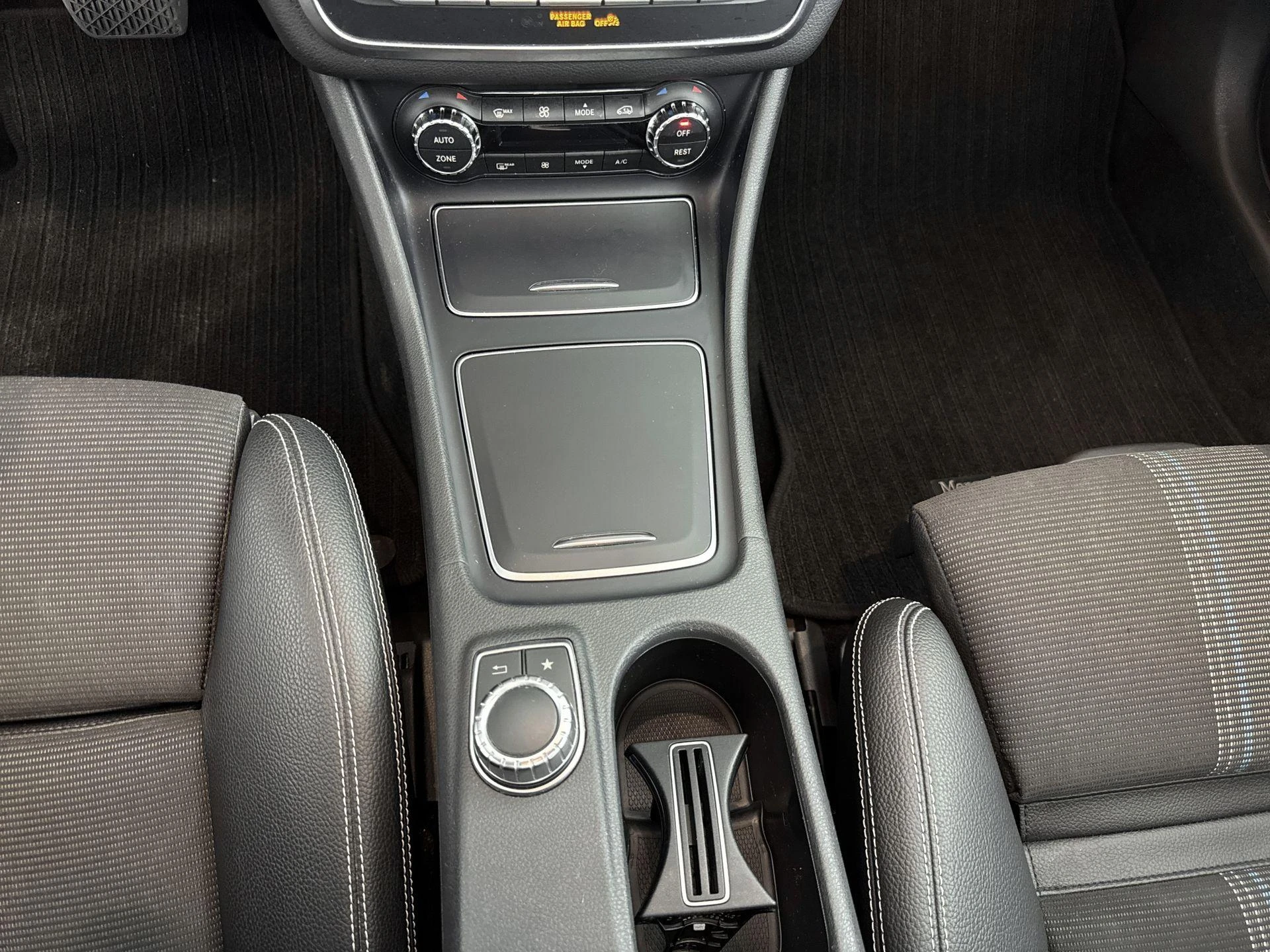 Mercedes-Benz-CLA-image-21