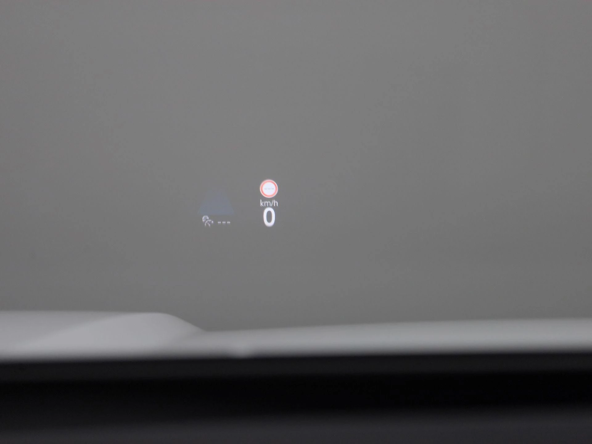 Volkswagen-T-Roc-image-18