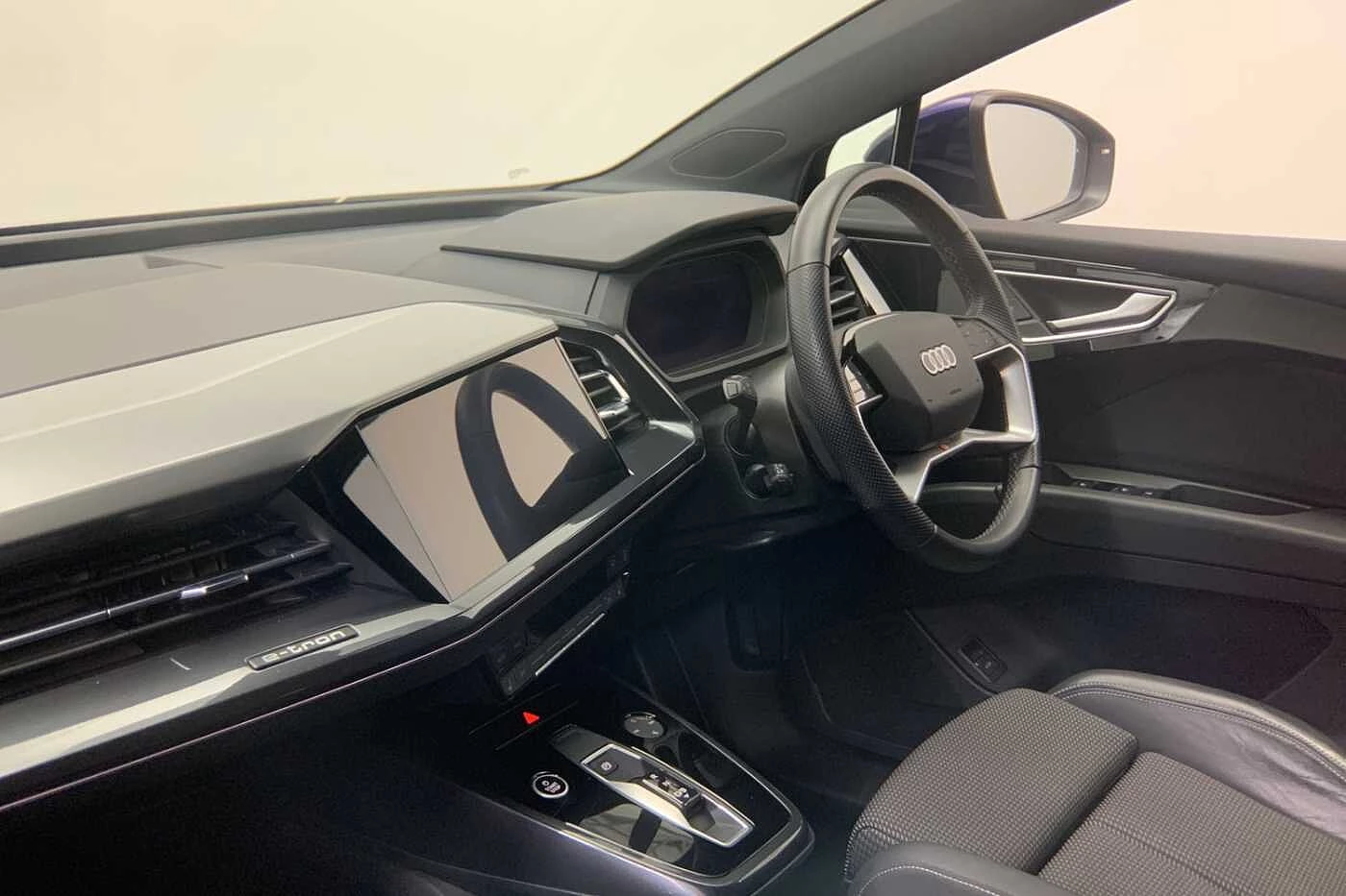 Audi-Q4 Sportback e-tron-image-11