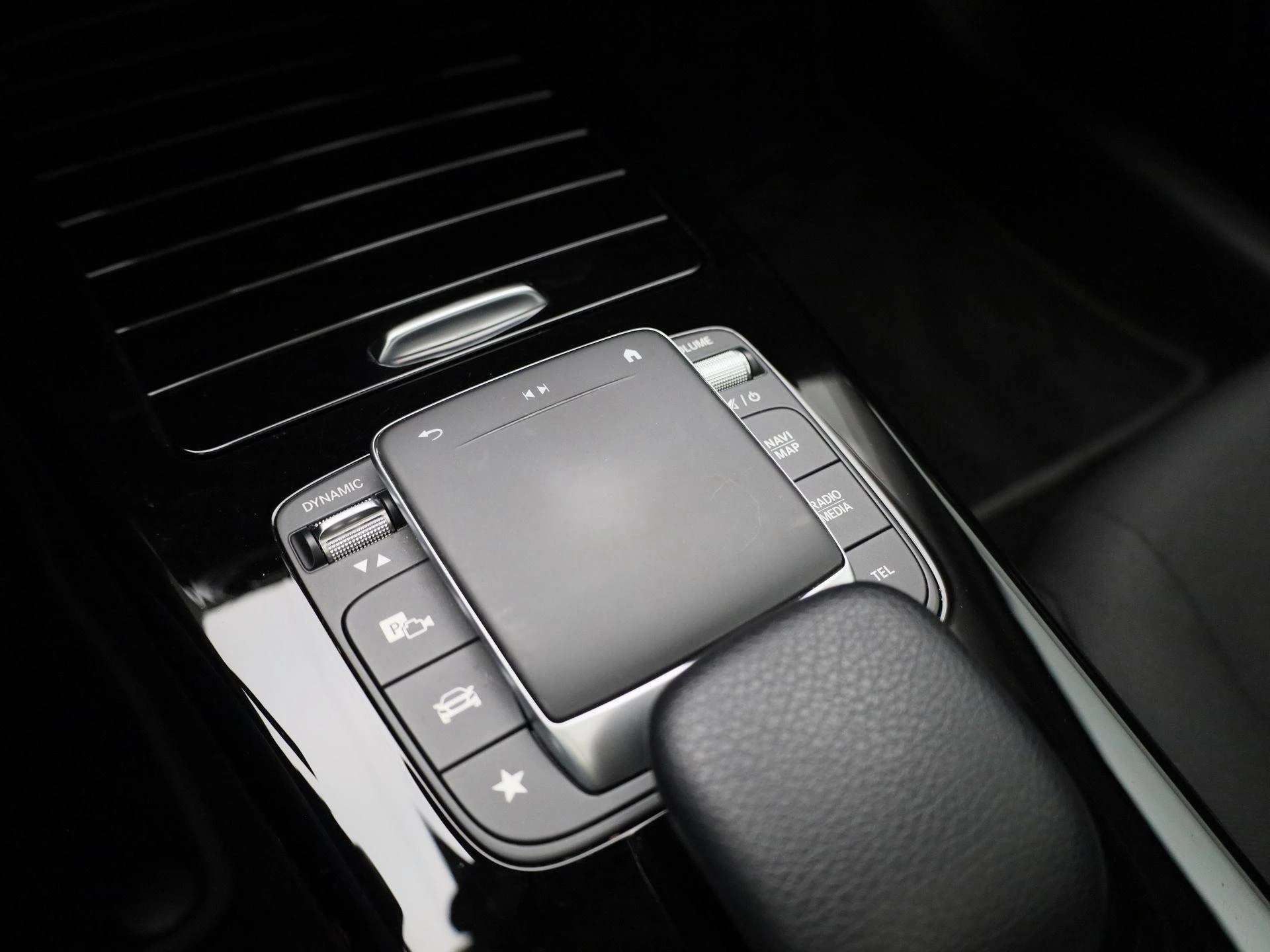 Mercedes-Benz-A-Klasse-image-24