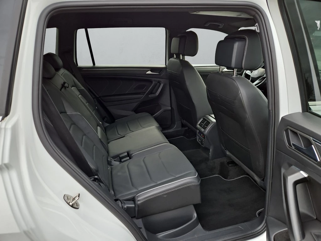 Volkswagen Tiguan Allspace 2.0 TSI 4Motion DSG R-Line *Navi