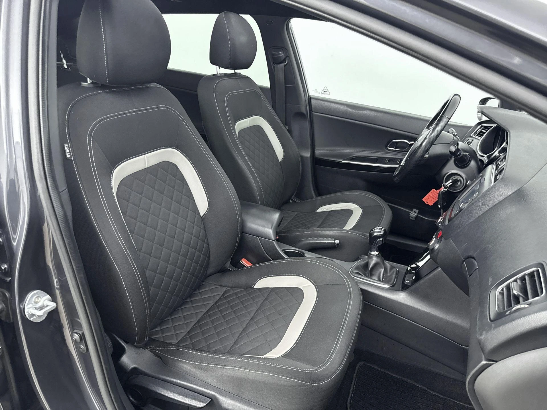 Kia-cee'd-image-26