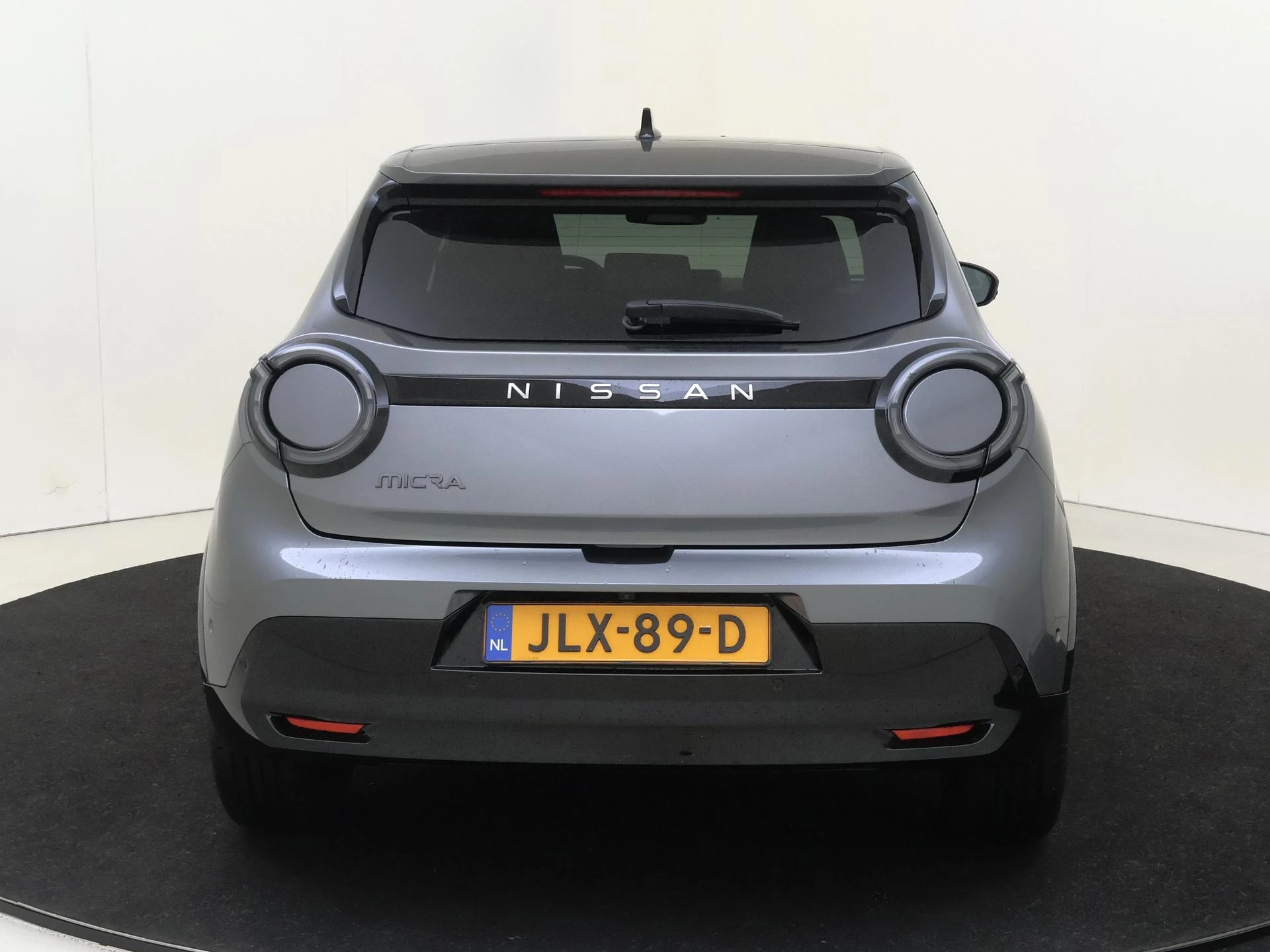 Nissan-Micra-image-6