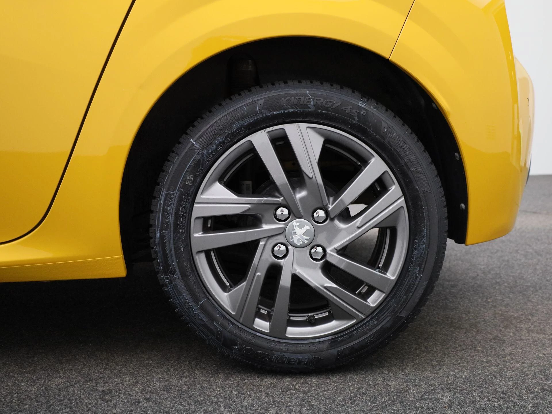 Peugeot-208-image-12
