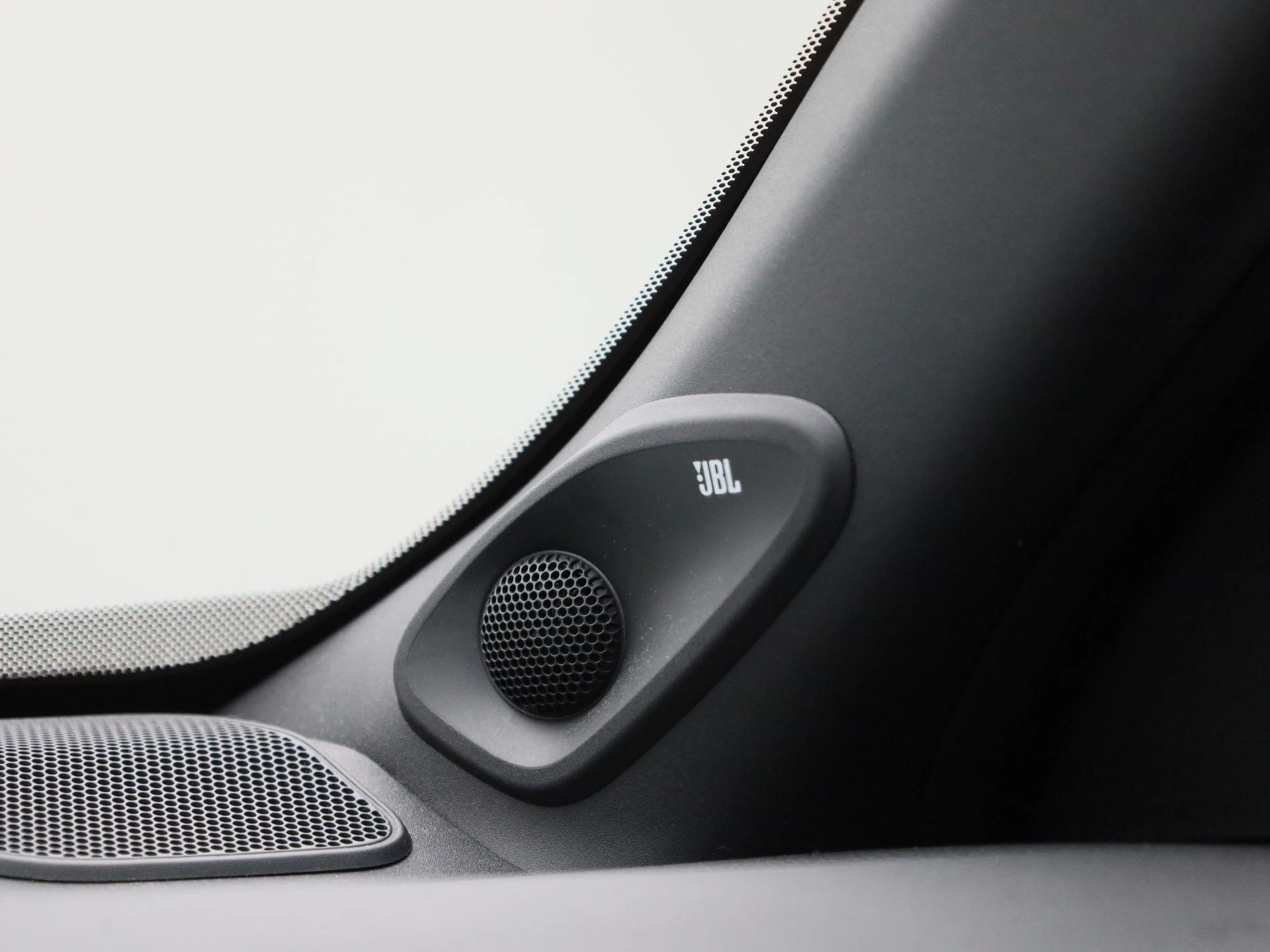 Toyota-Yaris Cross-image-21