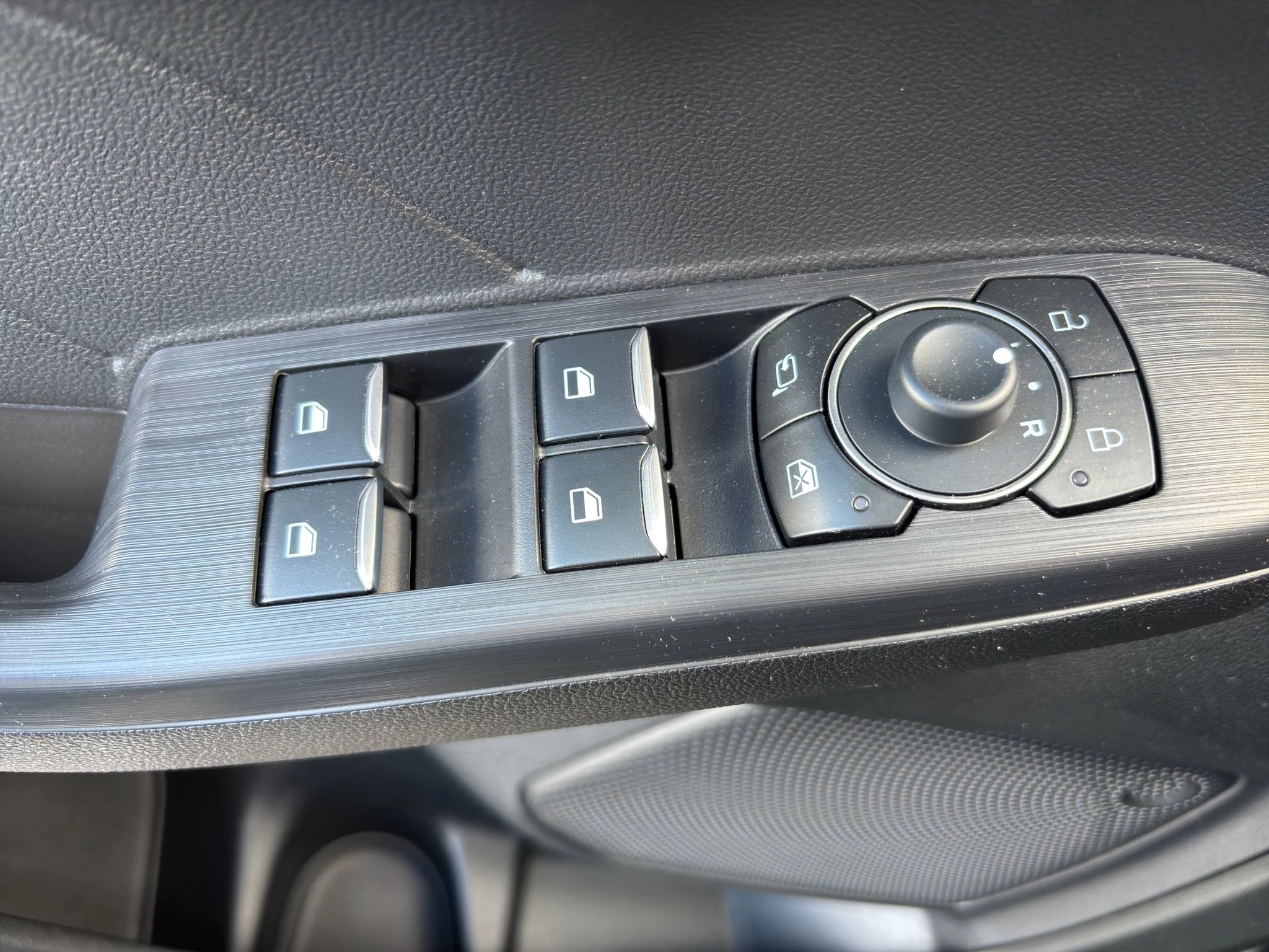 Ford Kuga ST-Line Aut.*KAM*LED-MATRIX*NAVI*GRA*WINTER-PKT.