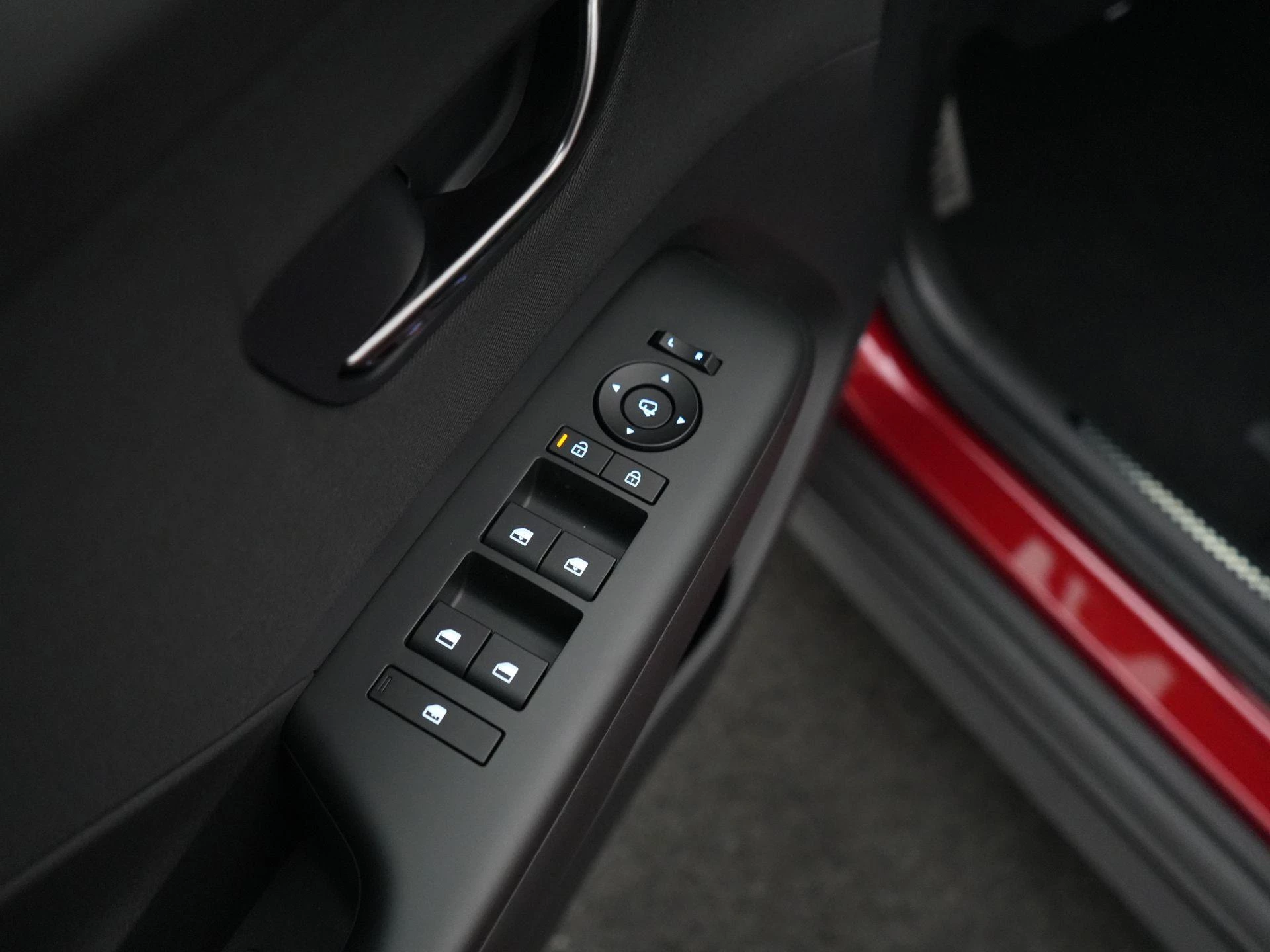 Hyundai-Kona-image-33