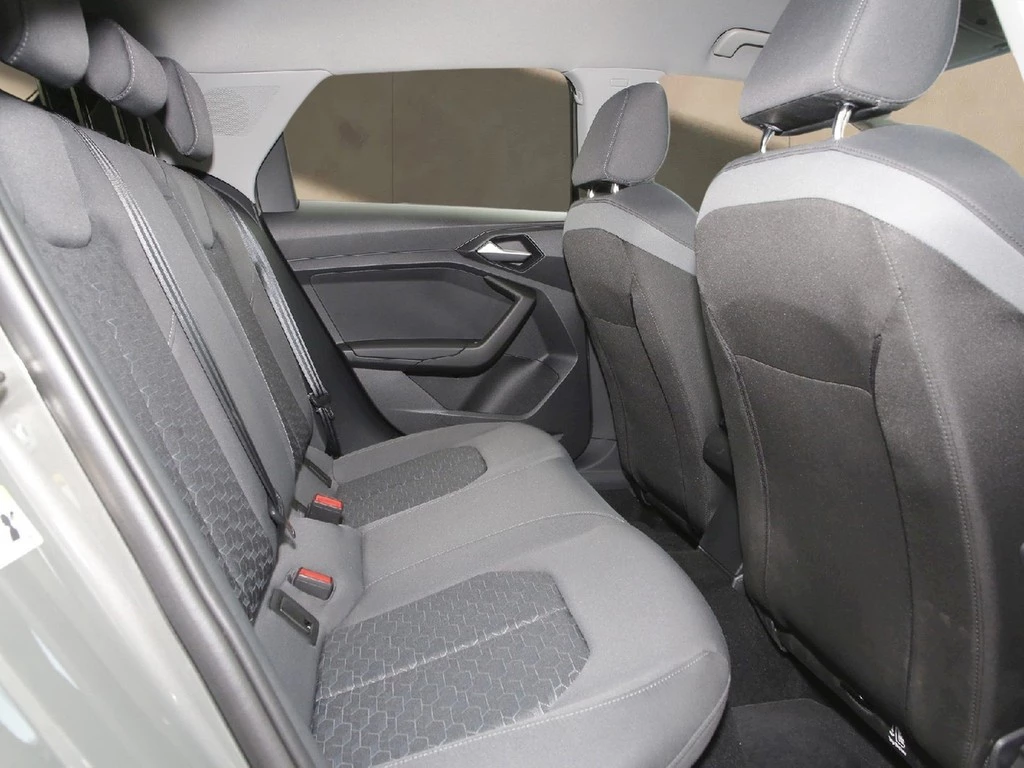 Audi-A1 Sportback-image-8