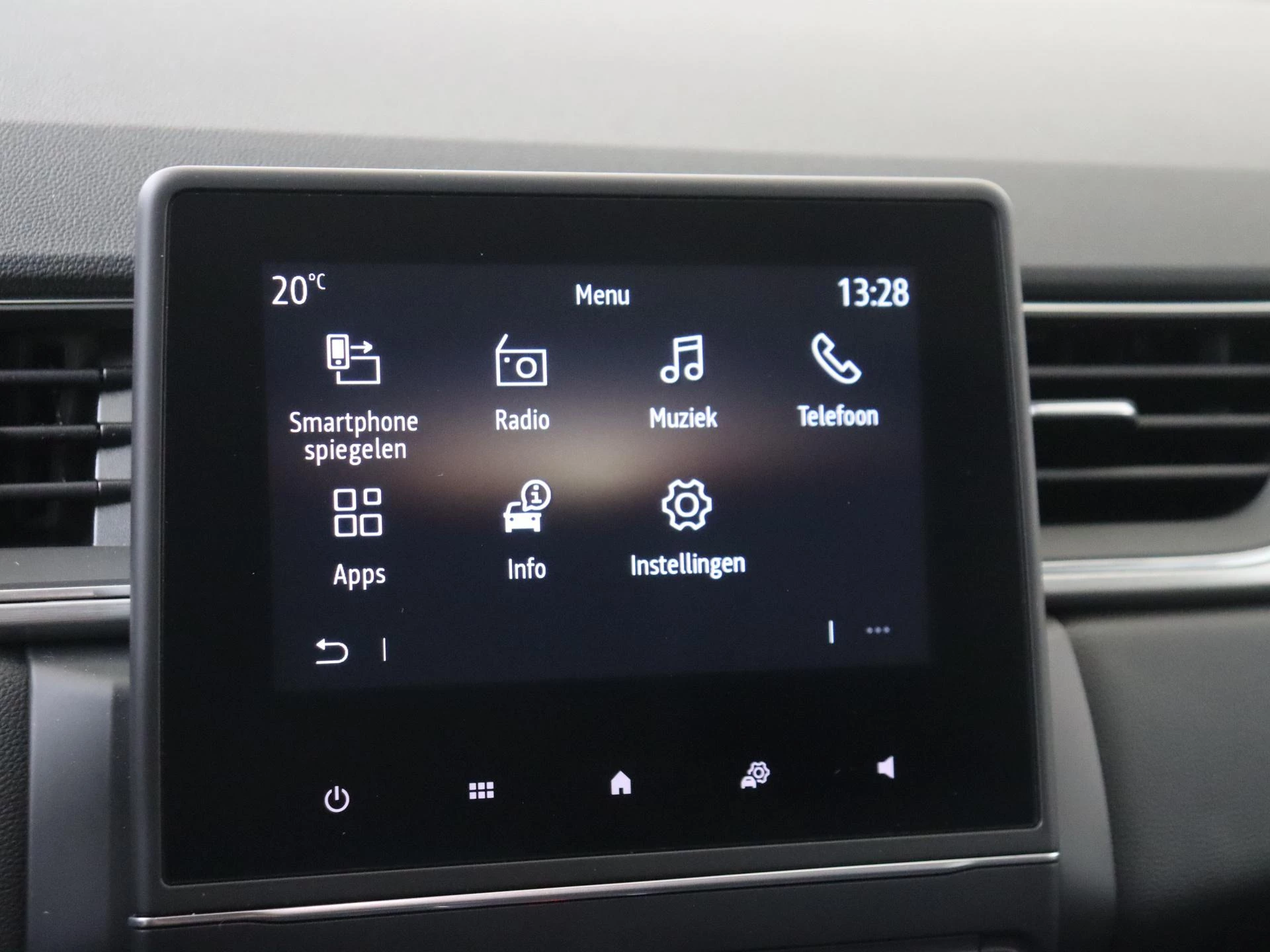 Renault-Captur-image-15