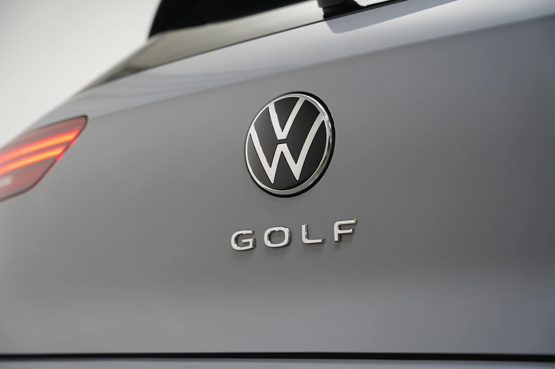 Volkswagen-Golf-image-36