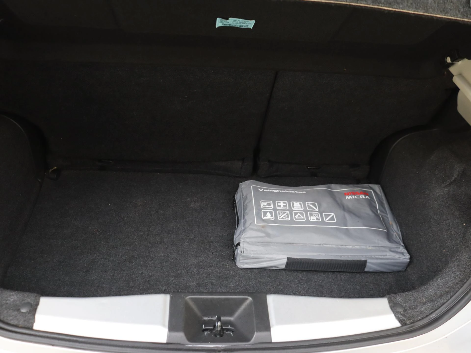 Nissan-Micra-image-23