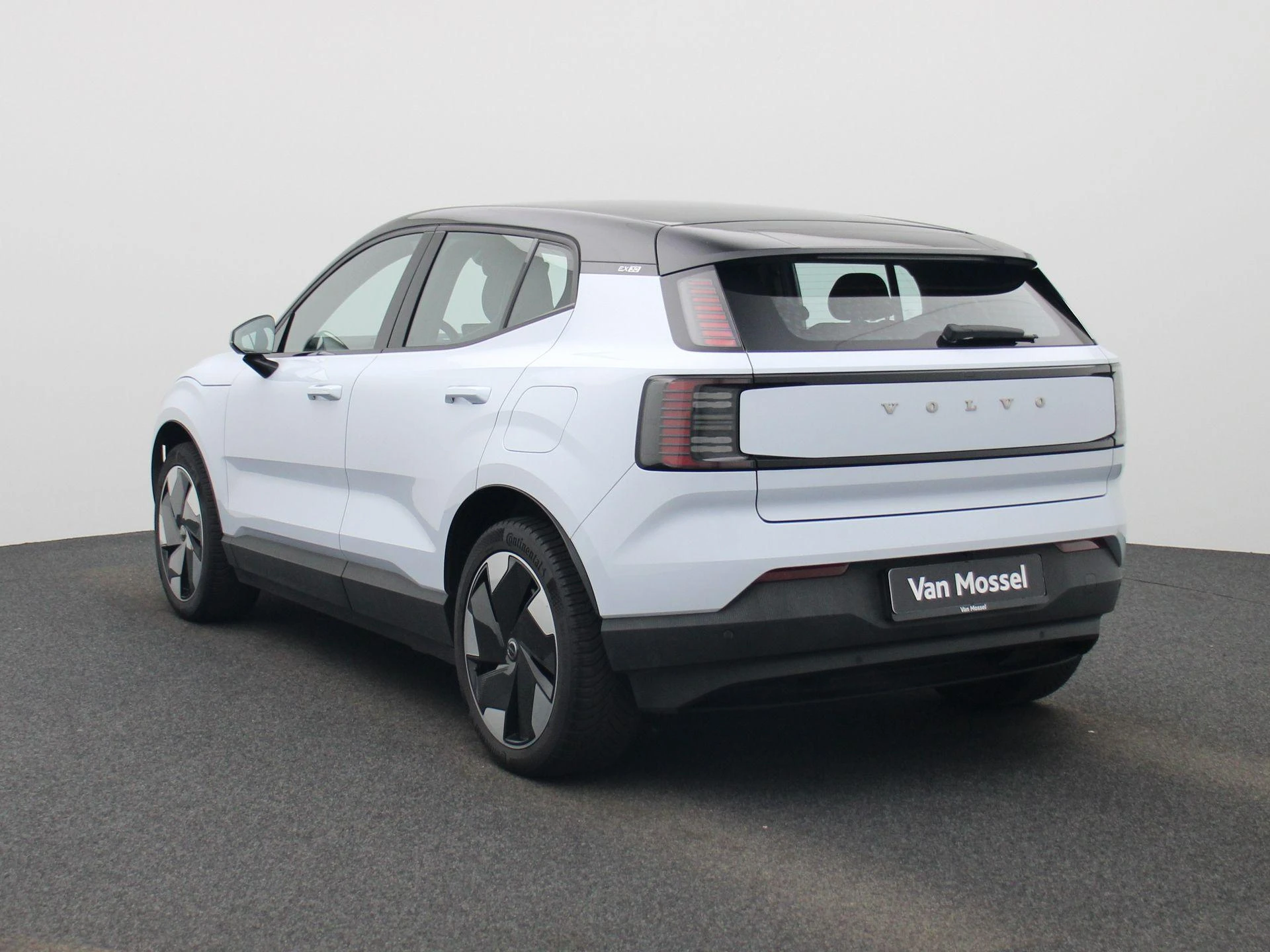 Volvo-EX30-image-1