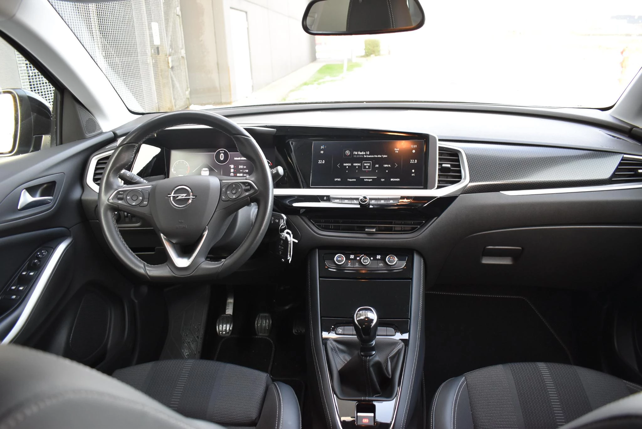 Opel-Grandland-image-14