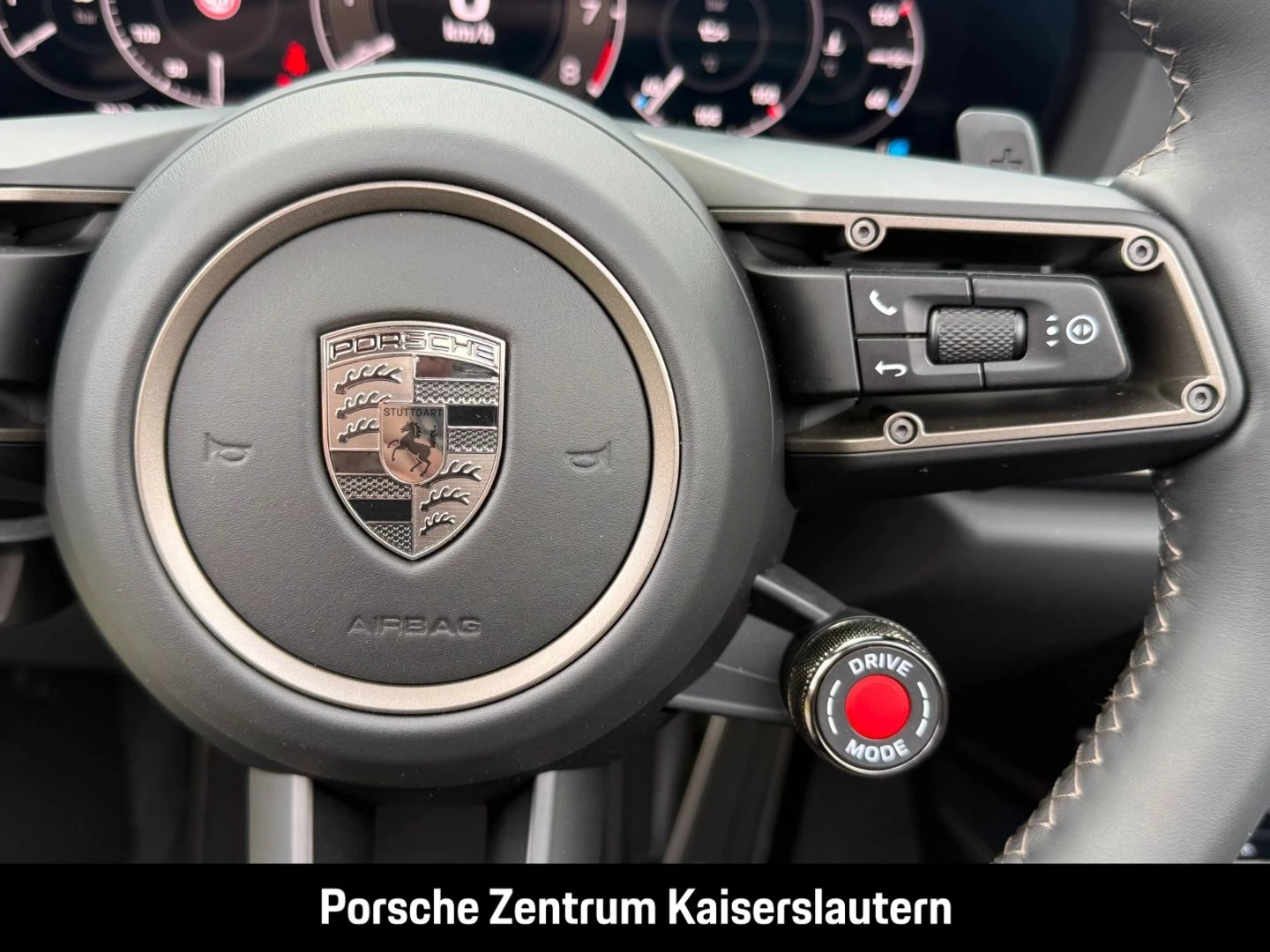 Porsche 911 992 Turbo S Cabrio Burmester Clubleder PCCB turbo s