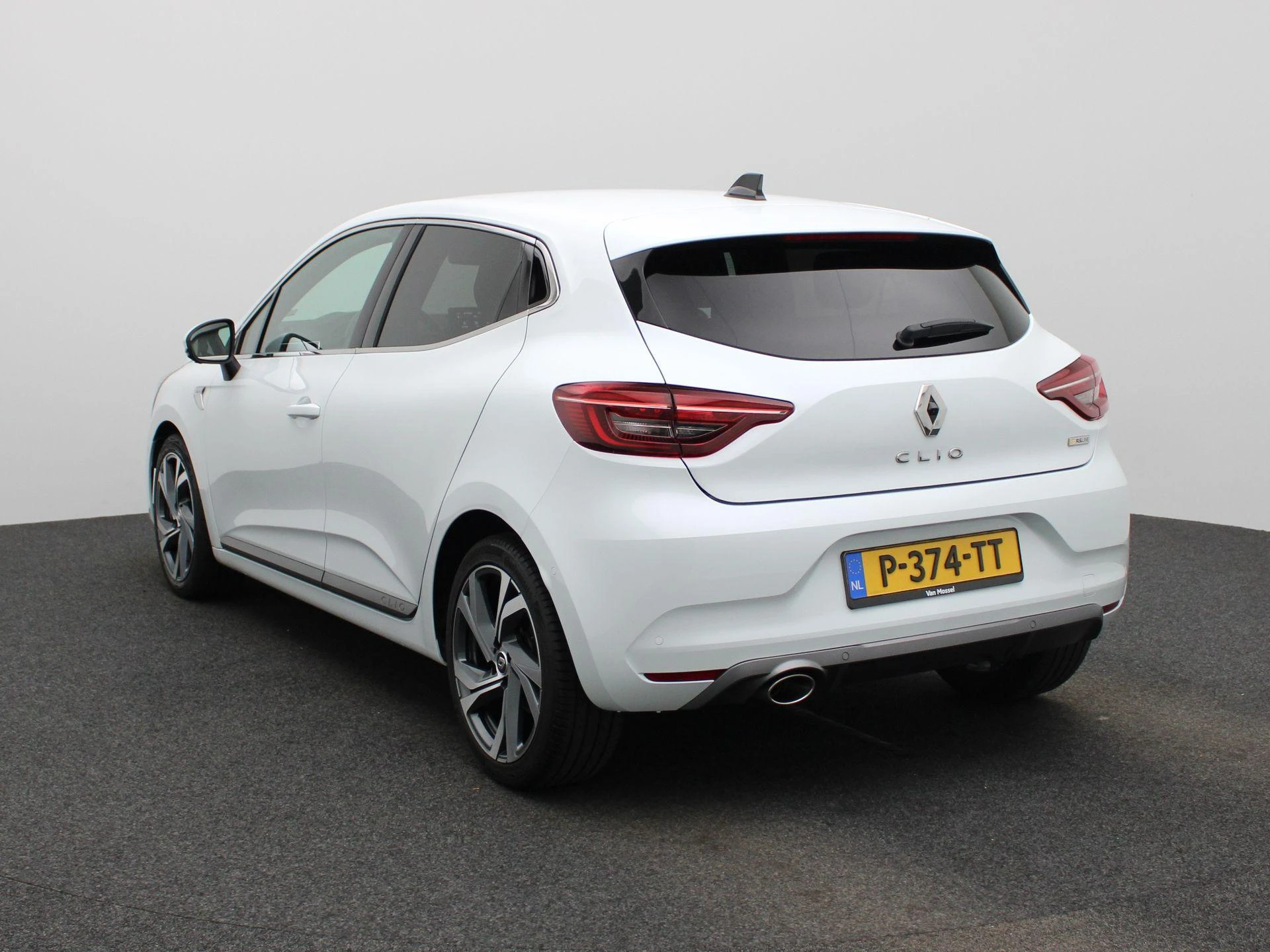 Renault-Clio-image-1