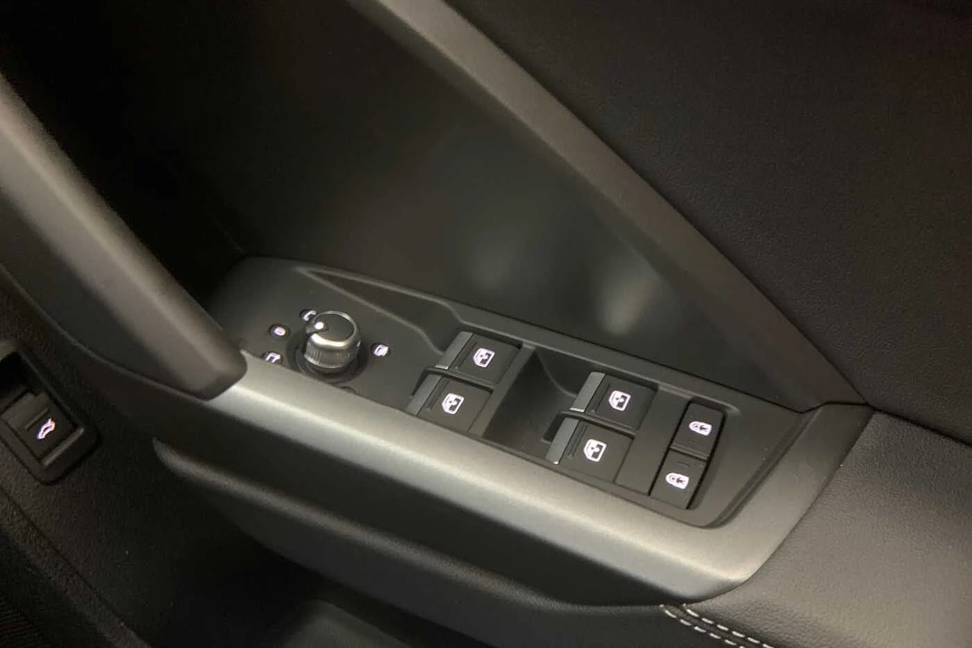 Audi-Q3-image-24