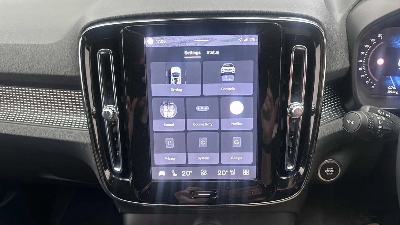 Volvo-XC40-image-32