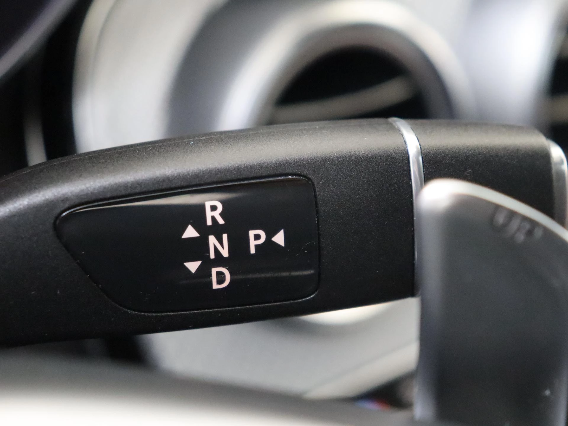 Mercedes-Benz-C-Klasse-image-21