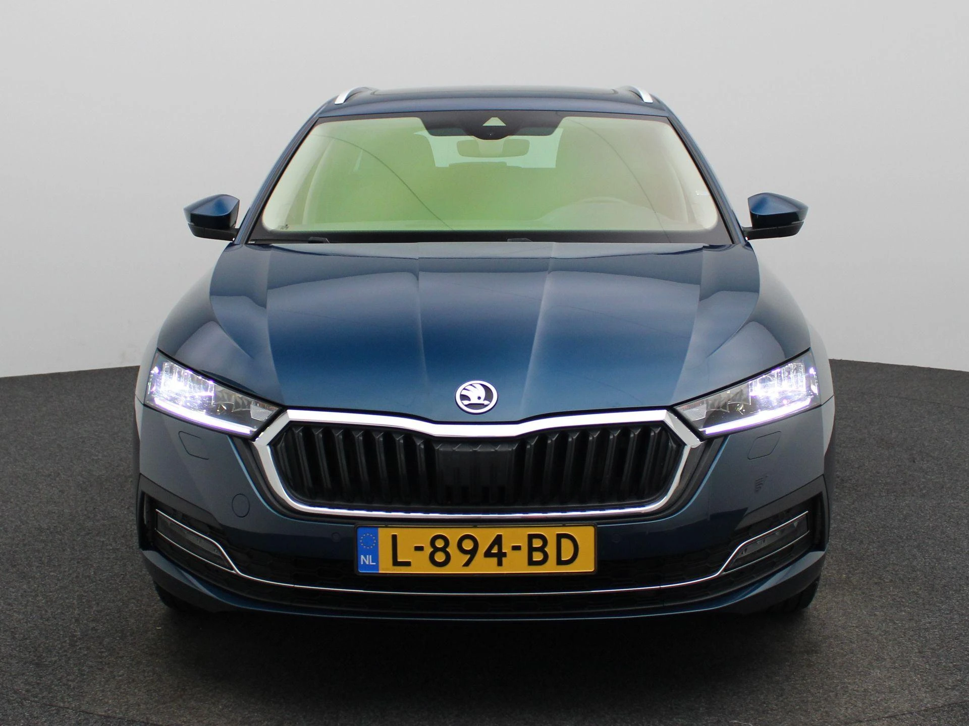 Škoda-Octavia-image-2