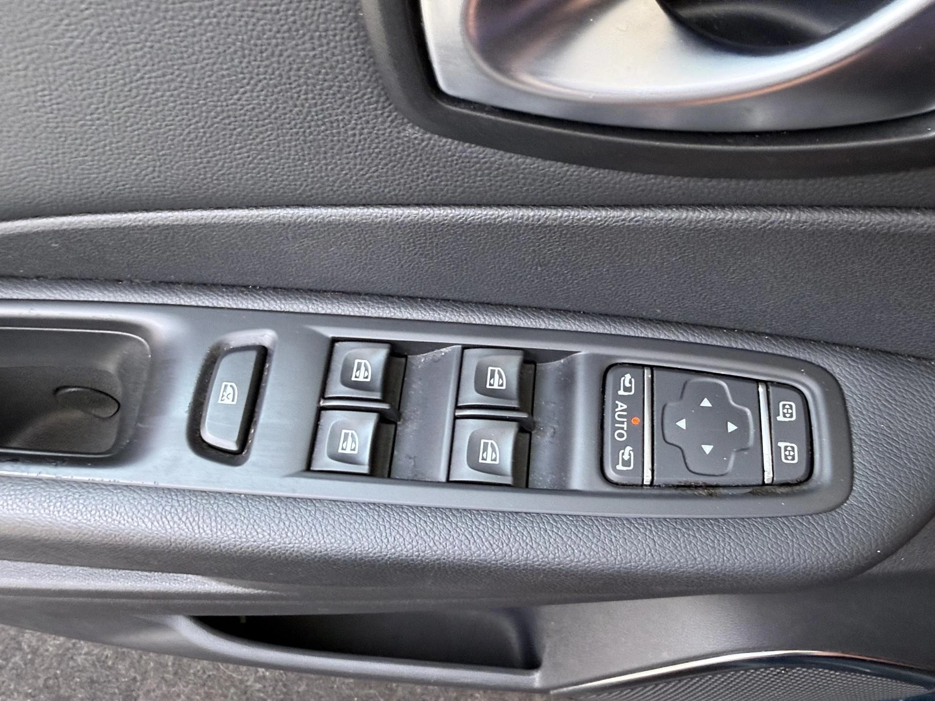 Renault-Captur-image-21