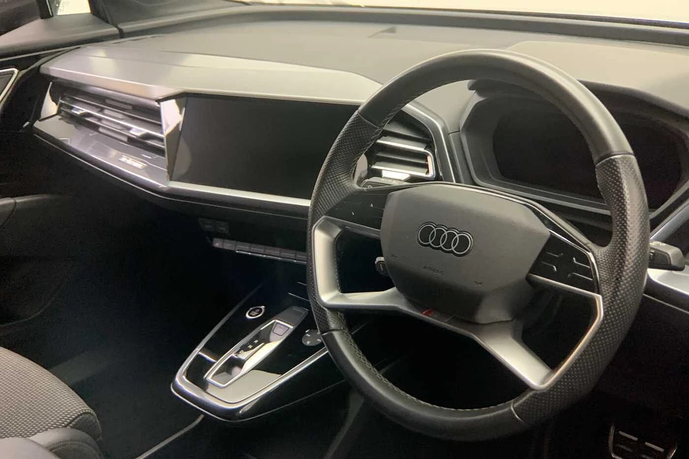 Audi-Q4 Sportback e-tron-image-5