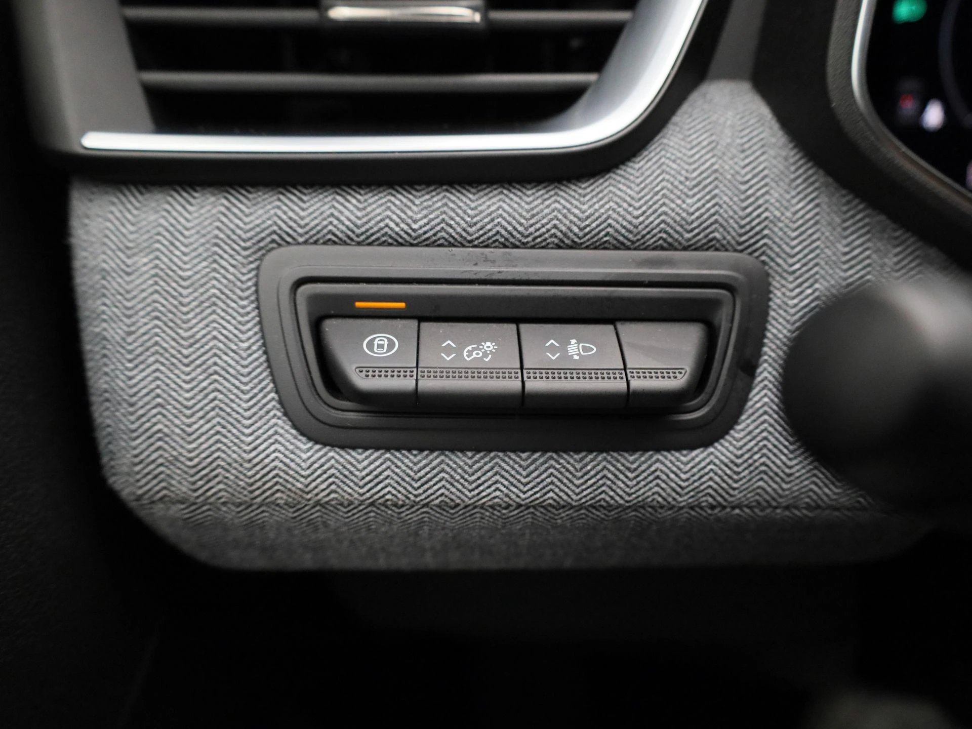 Renault-Clio-image-21