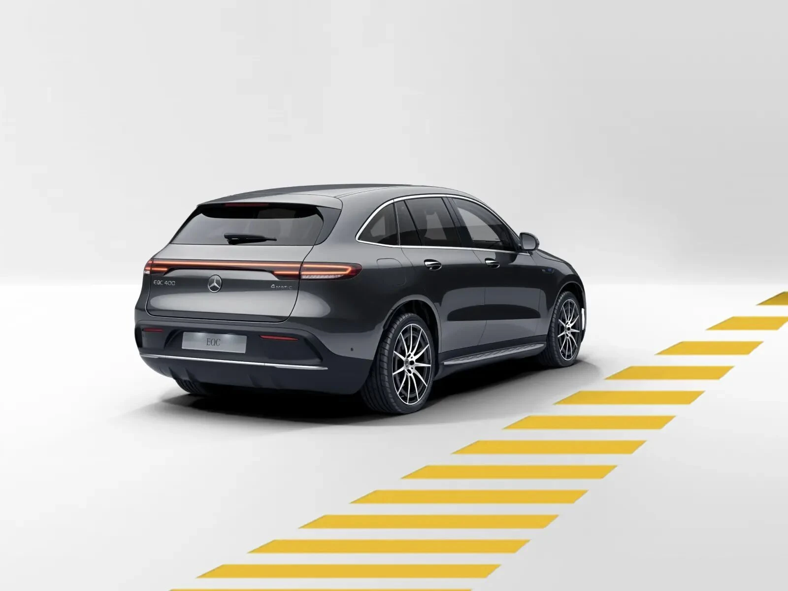 Mercedes-Benz-EQC 400-image-6