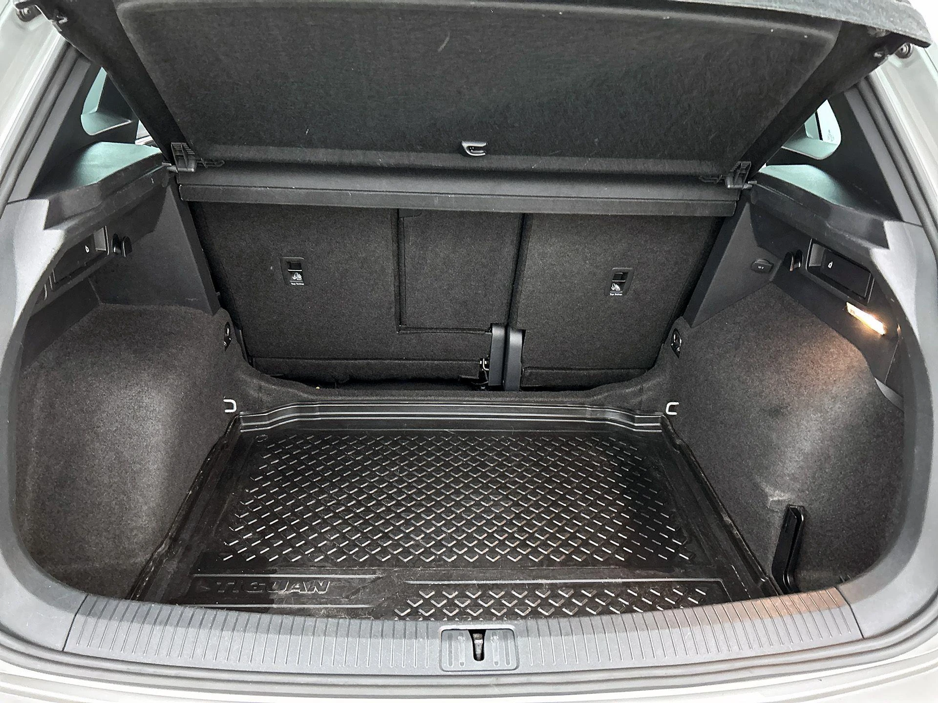 Volkswagen-Tiguan-image-35