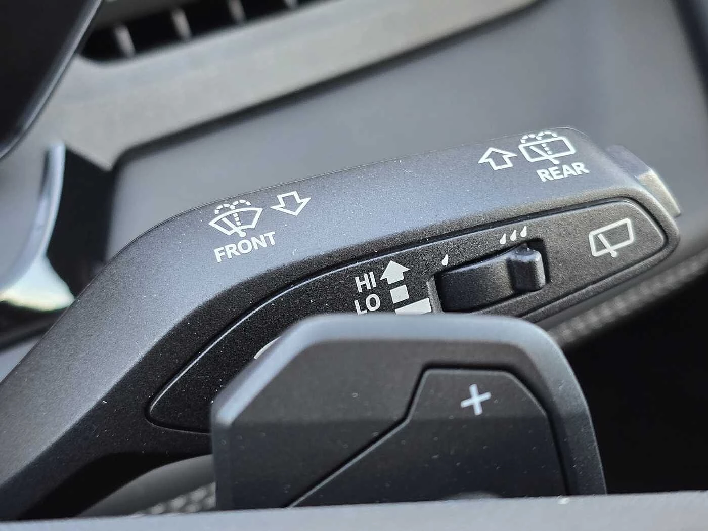 Audi-Q6 e-tron-image-31