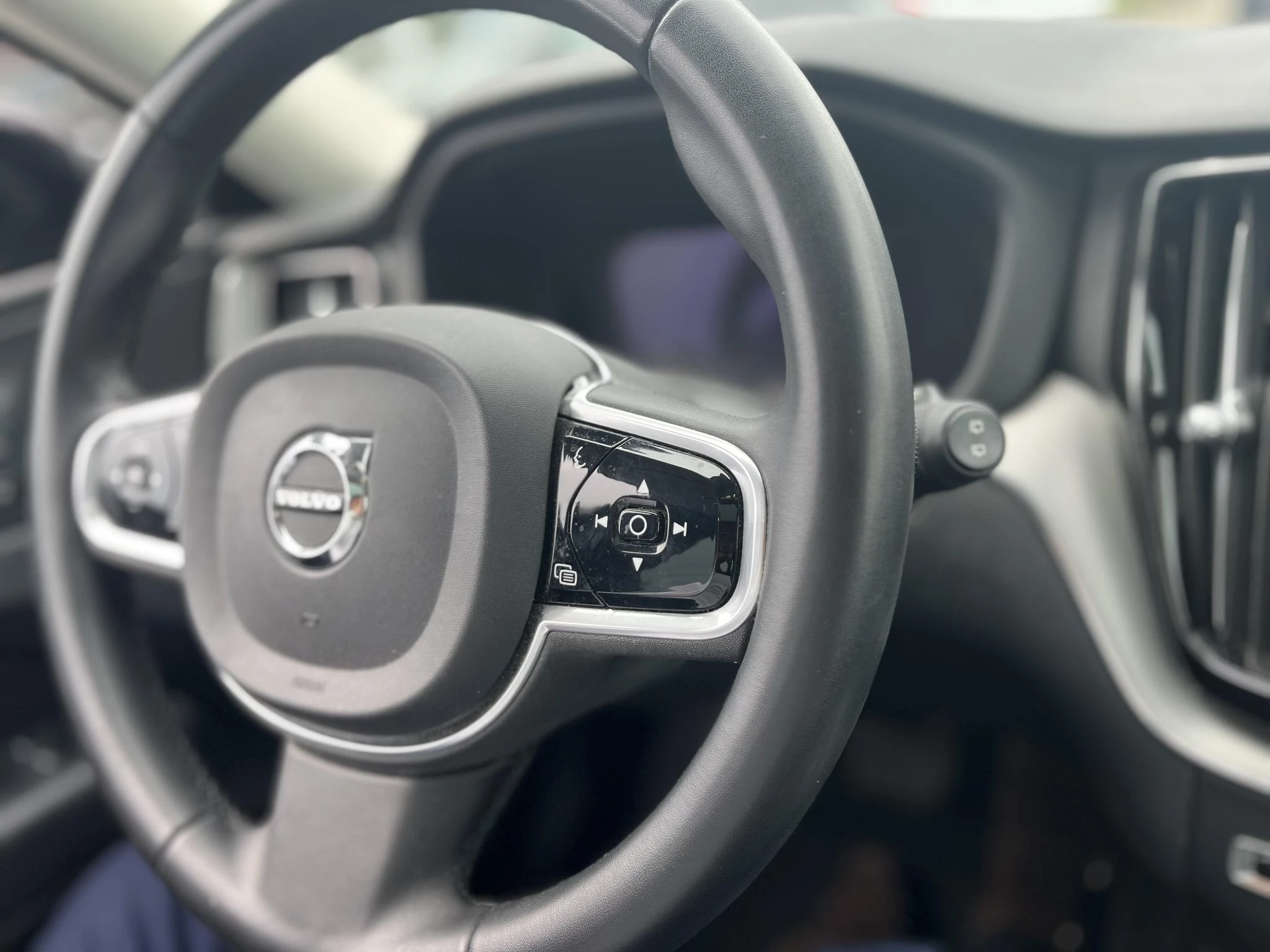 Volvo-XC60-image-13