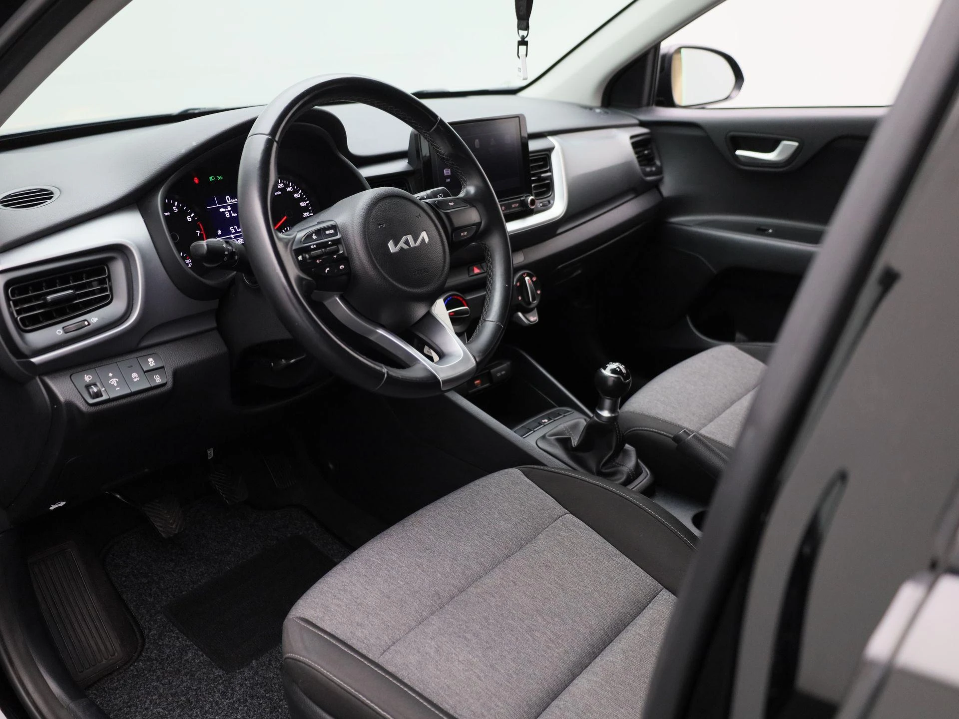 Kia-Stonic-image-14