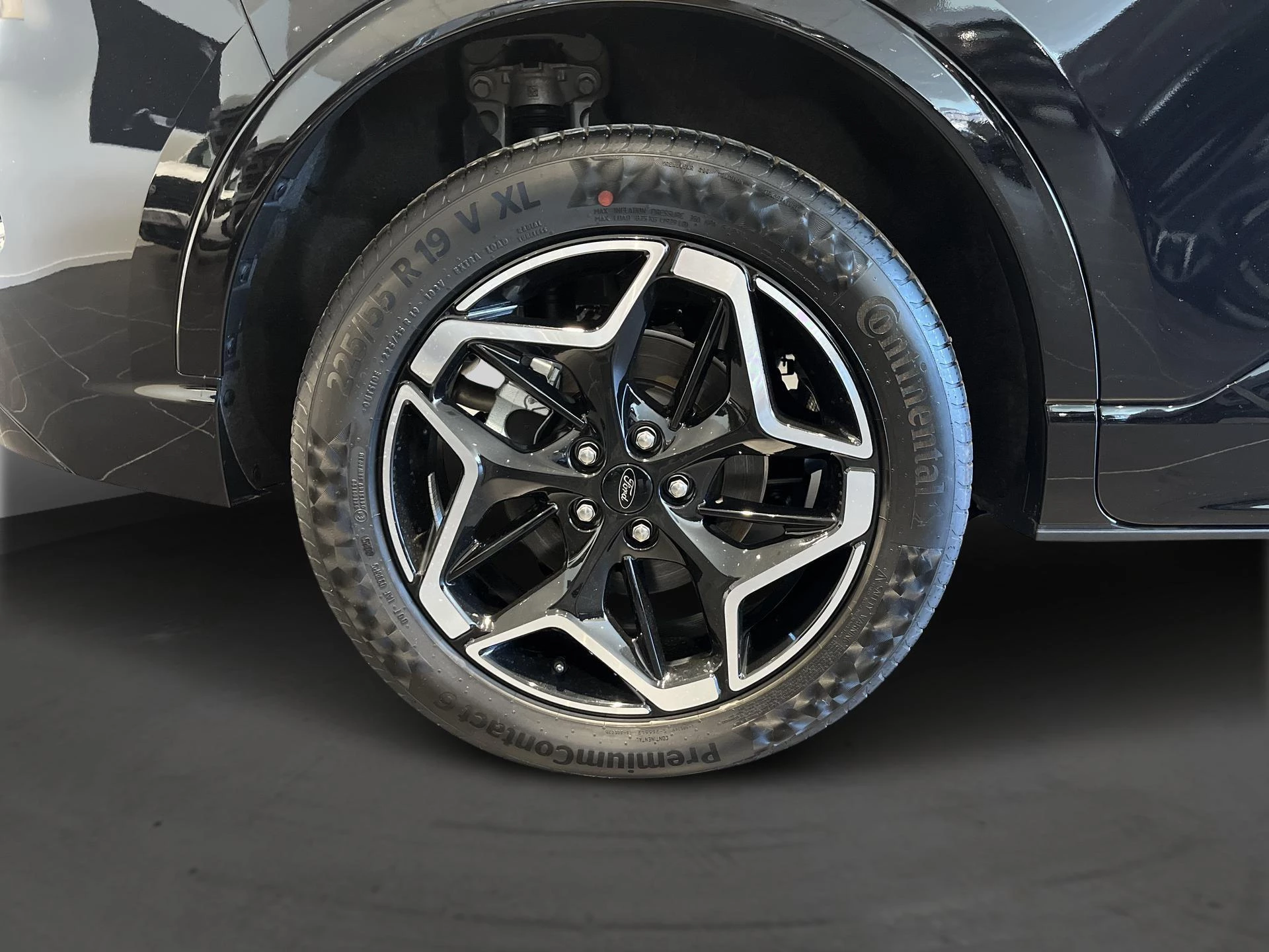 Ford Kuga 2.5i PHEV ST-Line - Driver Assist - Winterpack