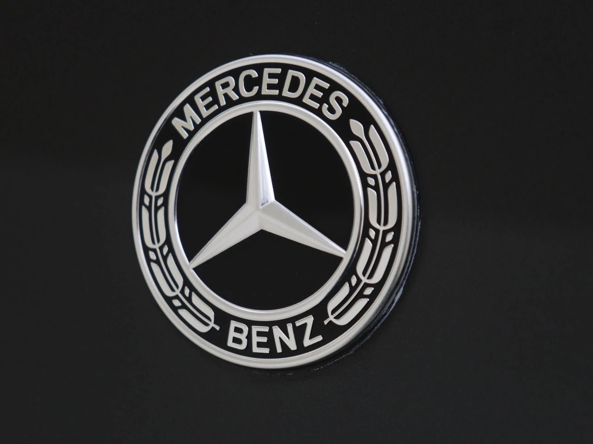 Mercedes-Benz-E-Klasse-image-28