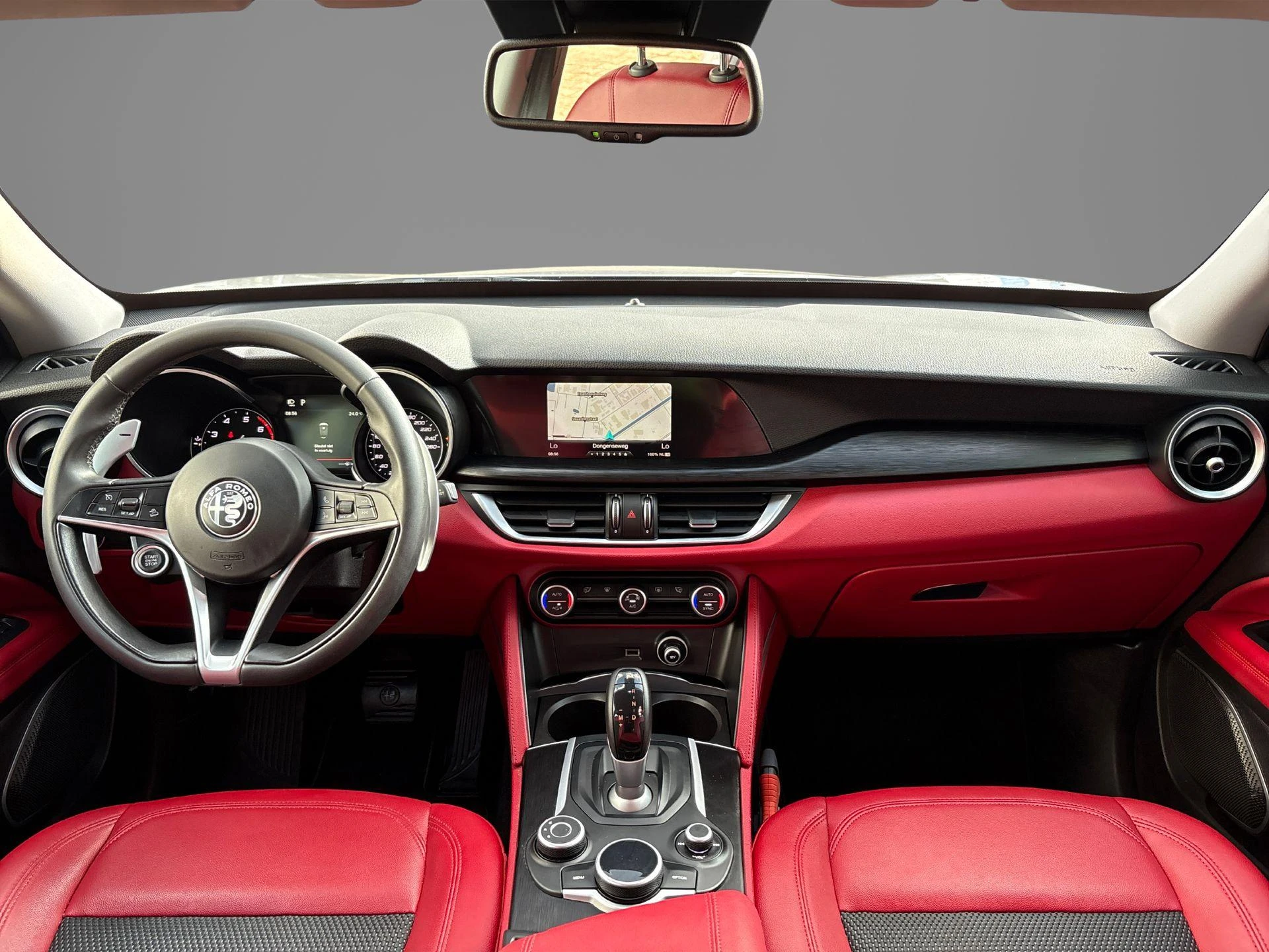 Alfa Romeo-Stelvio-image-3