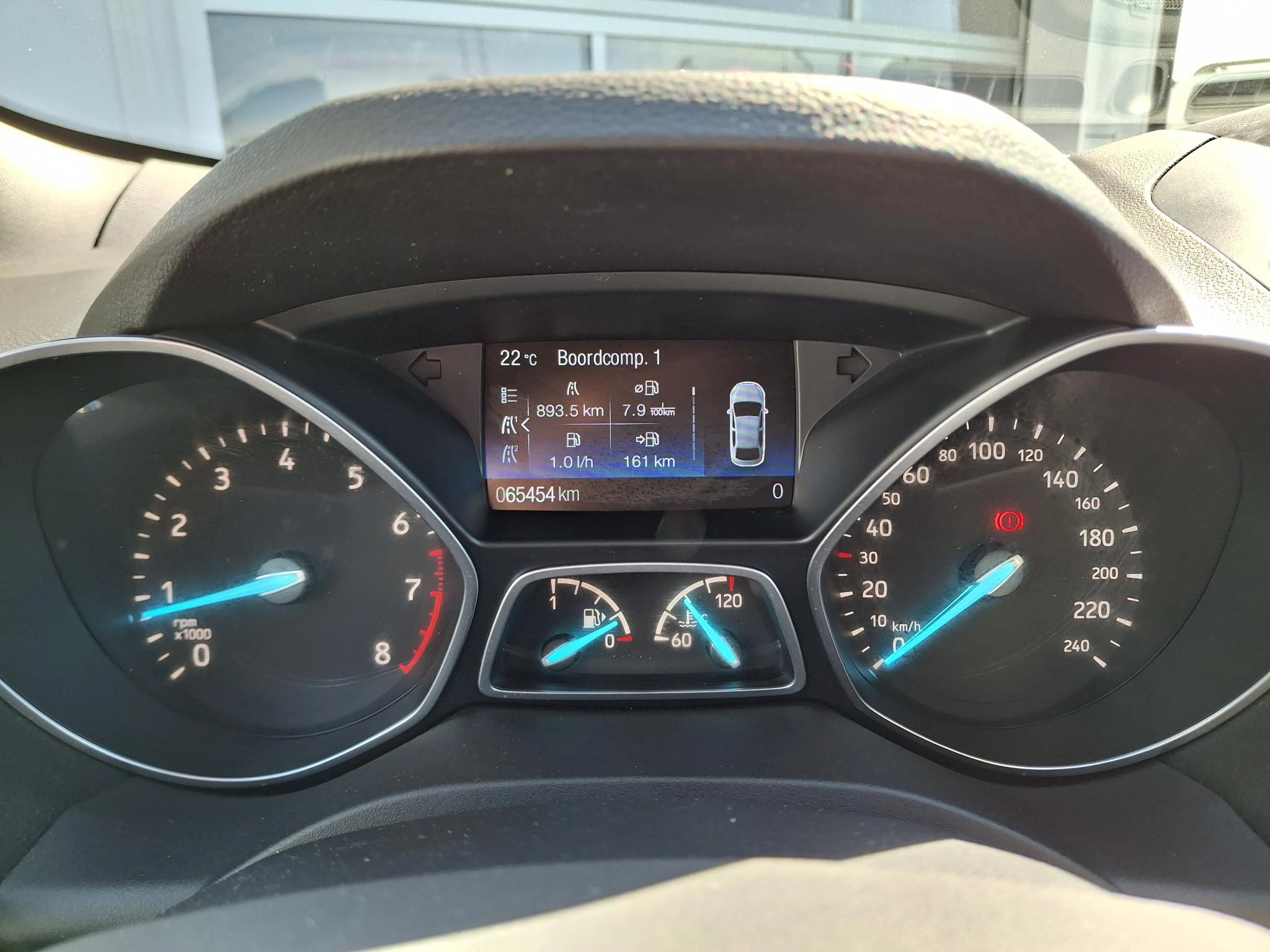 Ford-Kuga-image-15