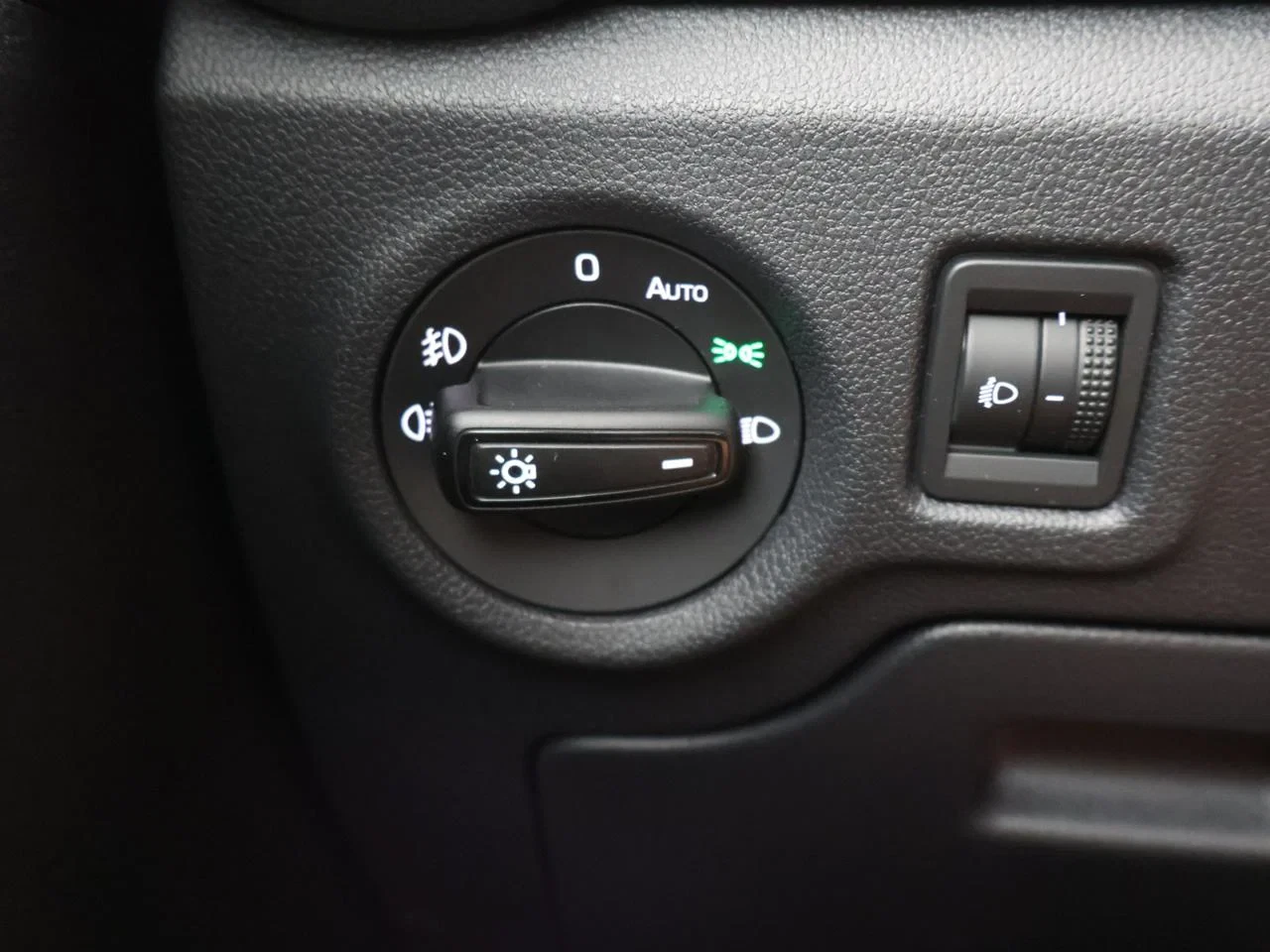 Škoda Fabia SKODA Fabia 1.0i Selection 80PK *VIRTUAL COCKPIT*CRUISE CONTROL*APP-CONNECT*AIRCO*ZETELVERWARMING*...*