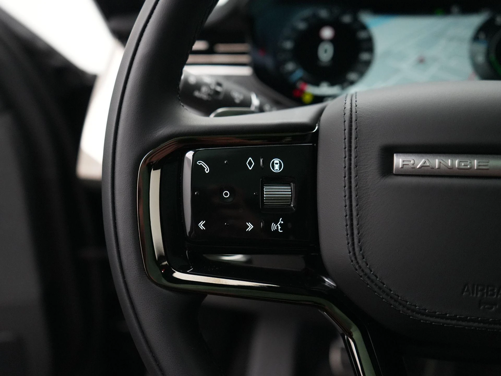 Land Rover-Range Rover Sport-image-15