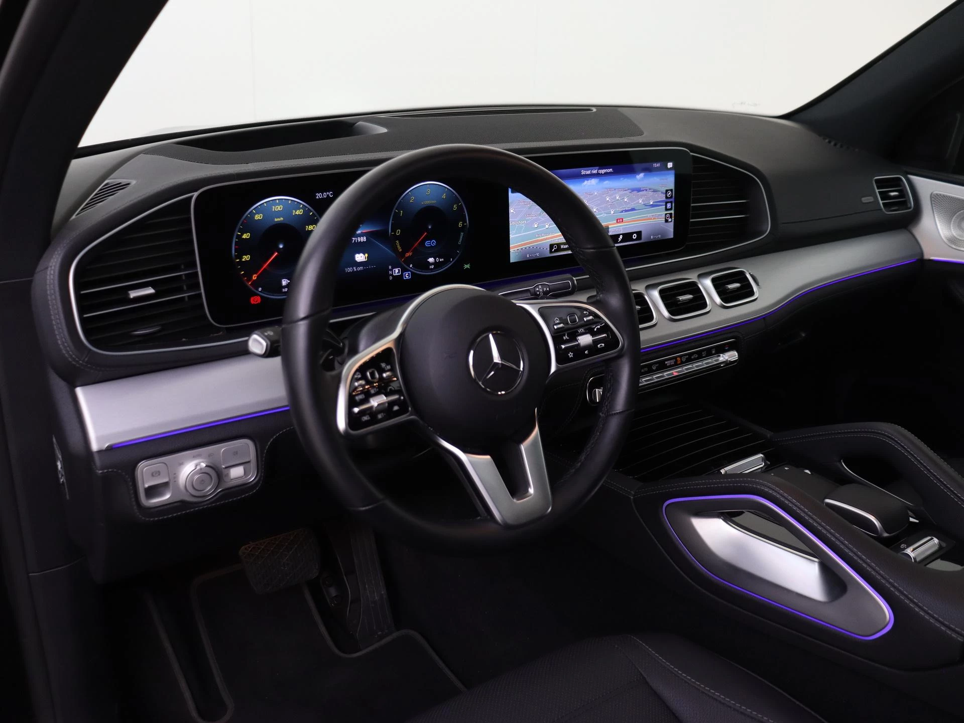 Mercedes-Benz-GLE-image-9